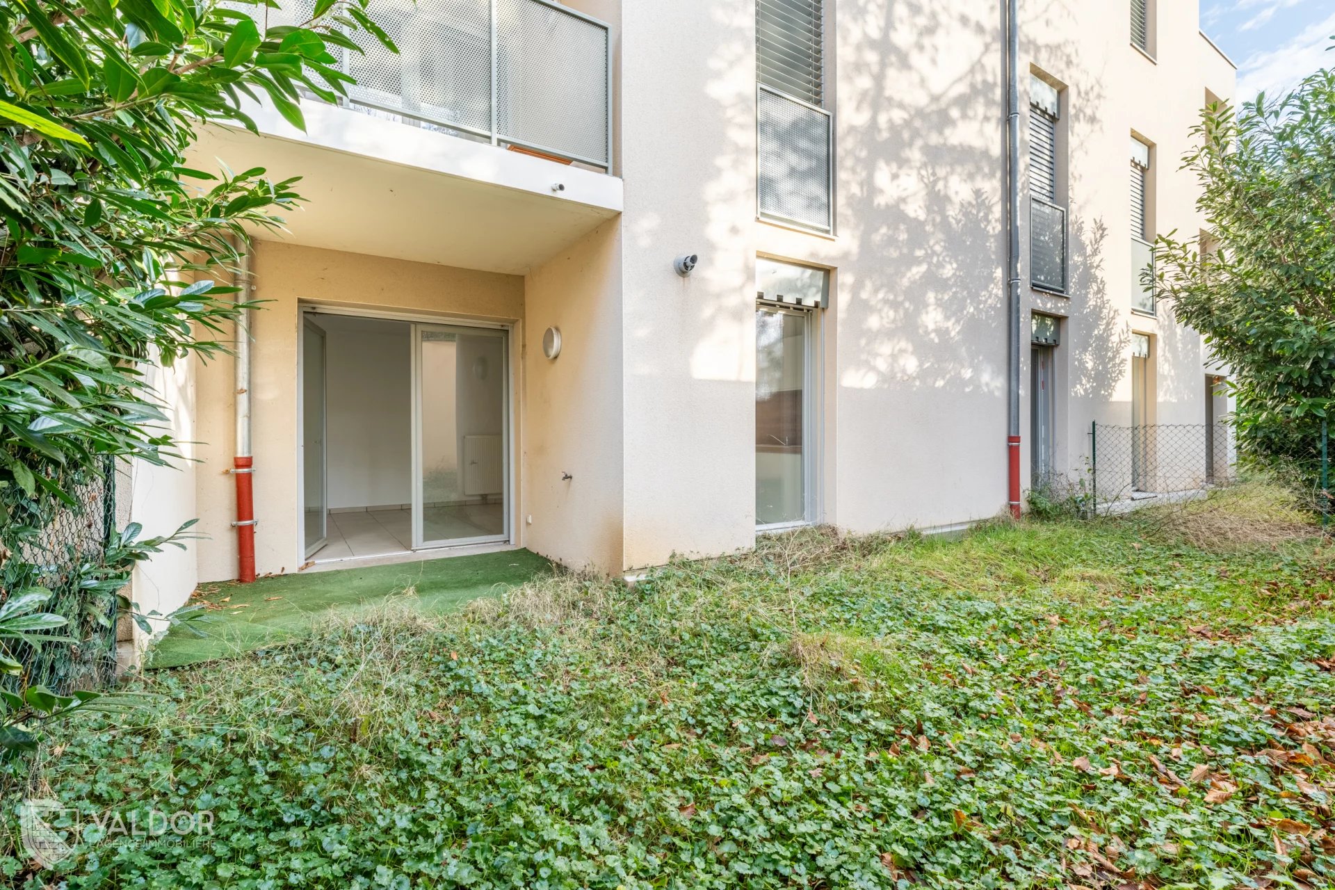 Plein centre - Appartement T2 en rez de jardin