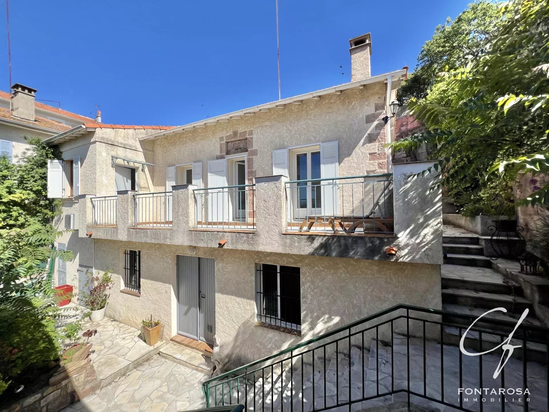 Agence immobilière de 