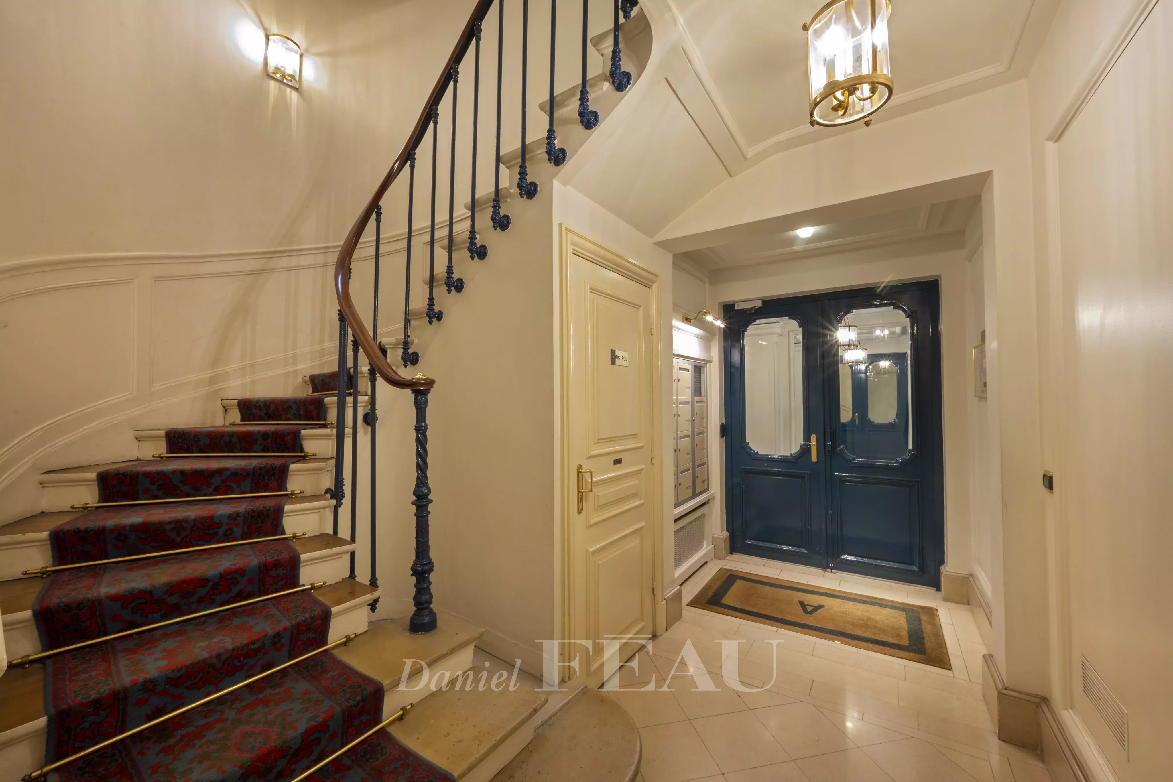 Sale Apartment Paris 7th