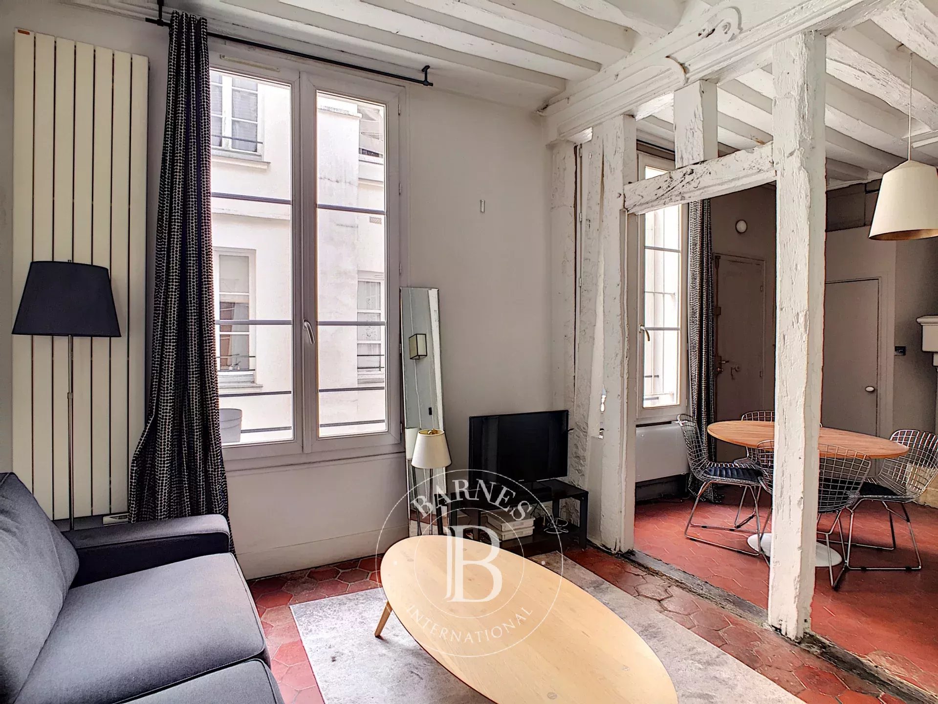 Daire Paris 3ème - picture 4