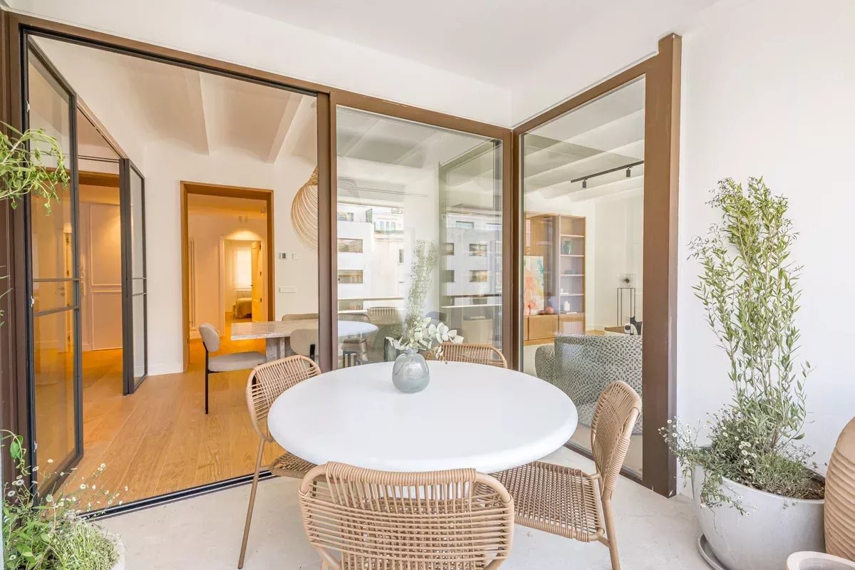 Appartement exclusif de 241 m² avec terrasse dans le quartier de Salamanca - picture 8 title=