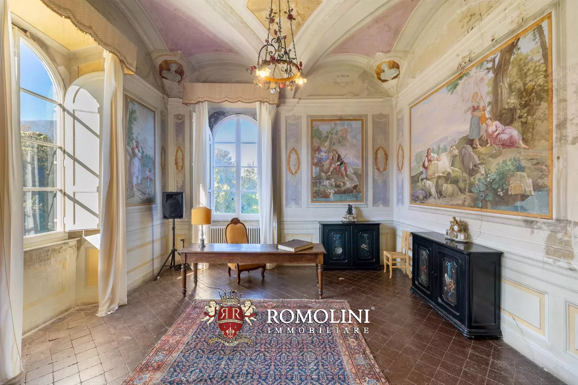 14 Bedroom Villa/Townhouse's Image 26