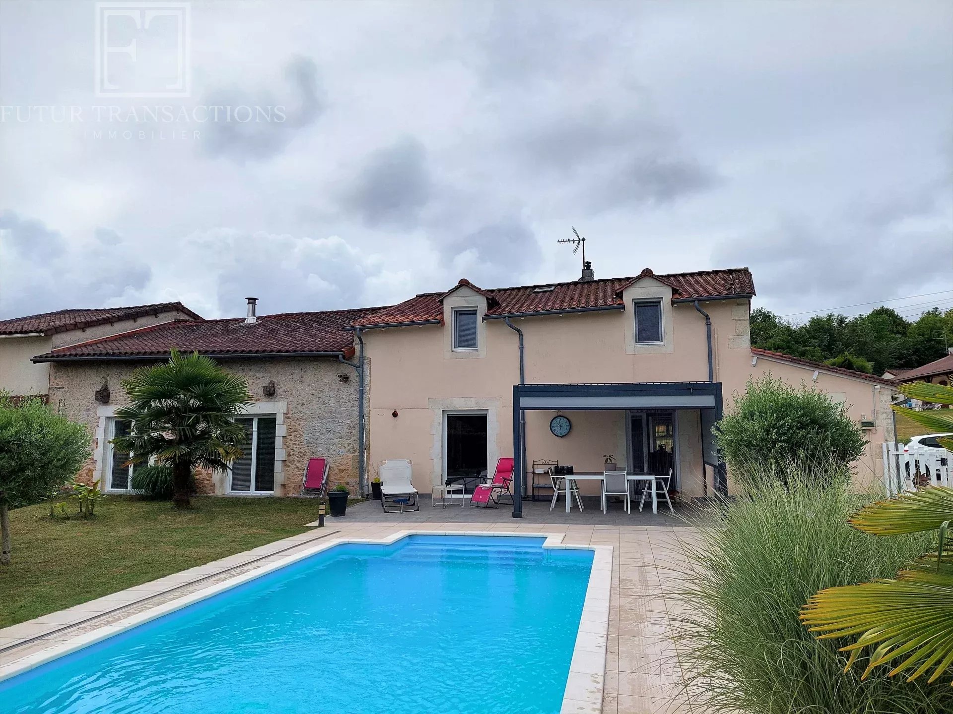 Maison avec piscine