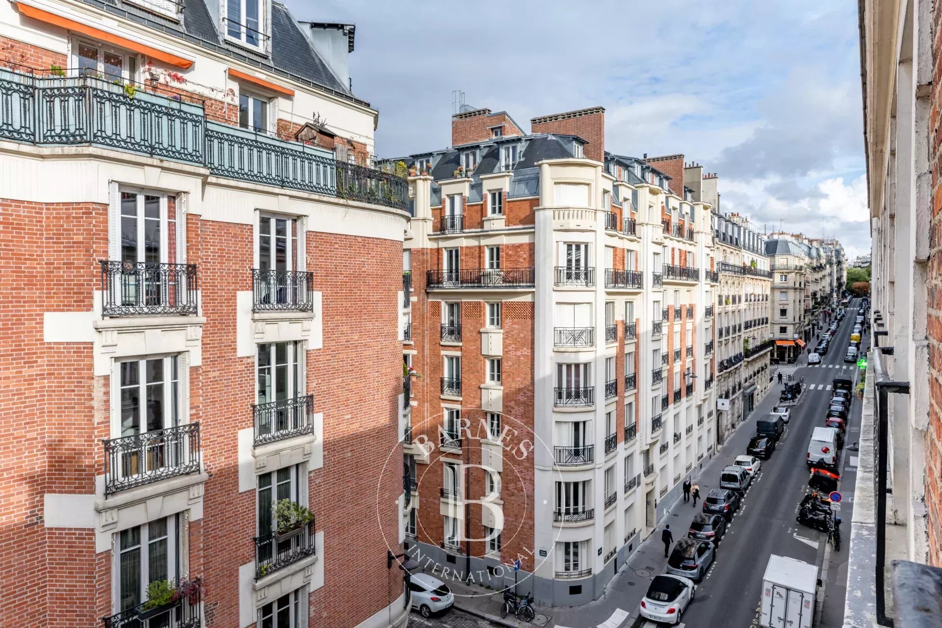 Daire Paris 18ème - picture 12