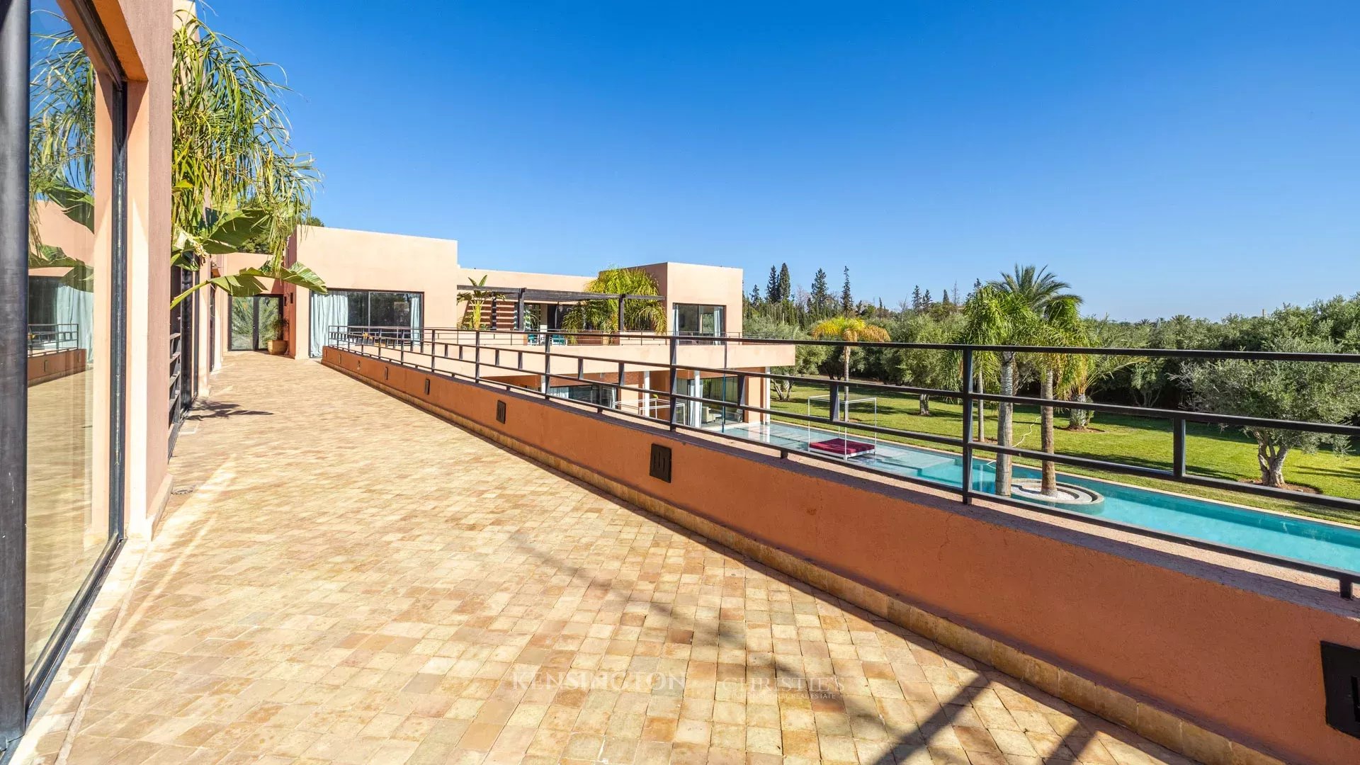 11 Bedroom Villa/Townhouse's Image 14