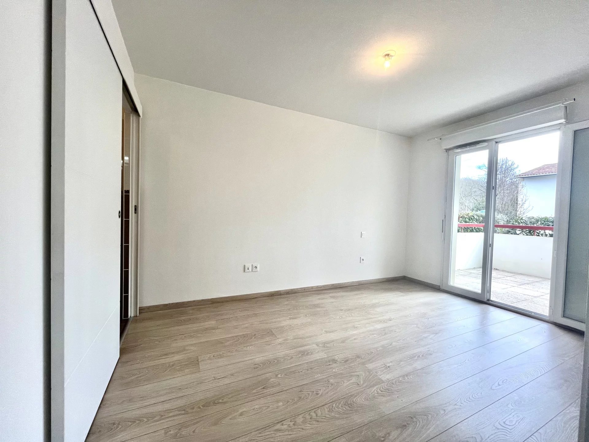 Appartement T2 lumineux au cœur de Bassussarry - Photo 4