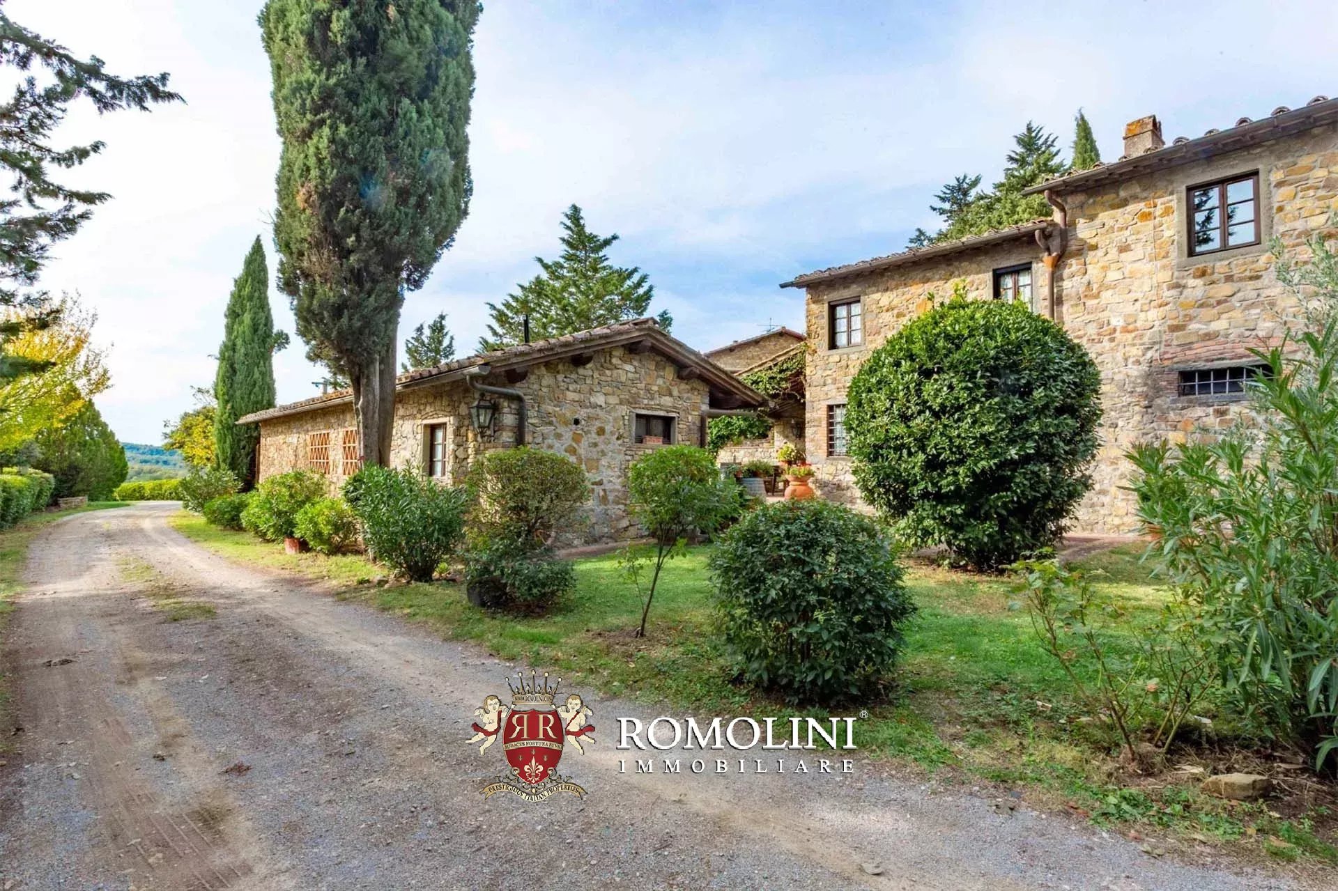 9 Bedroom Vineyard's Image 9