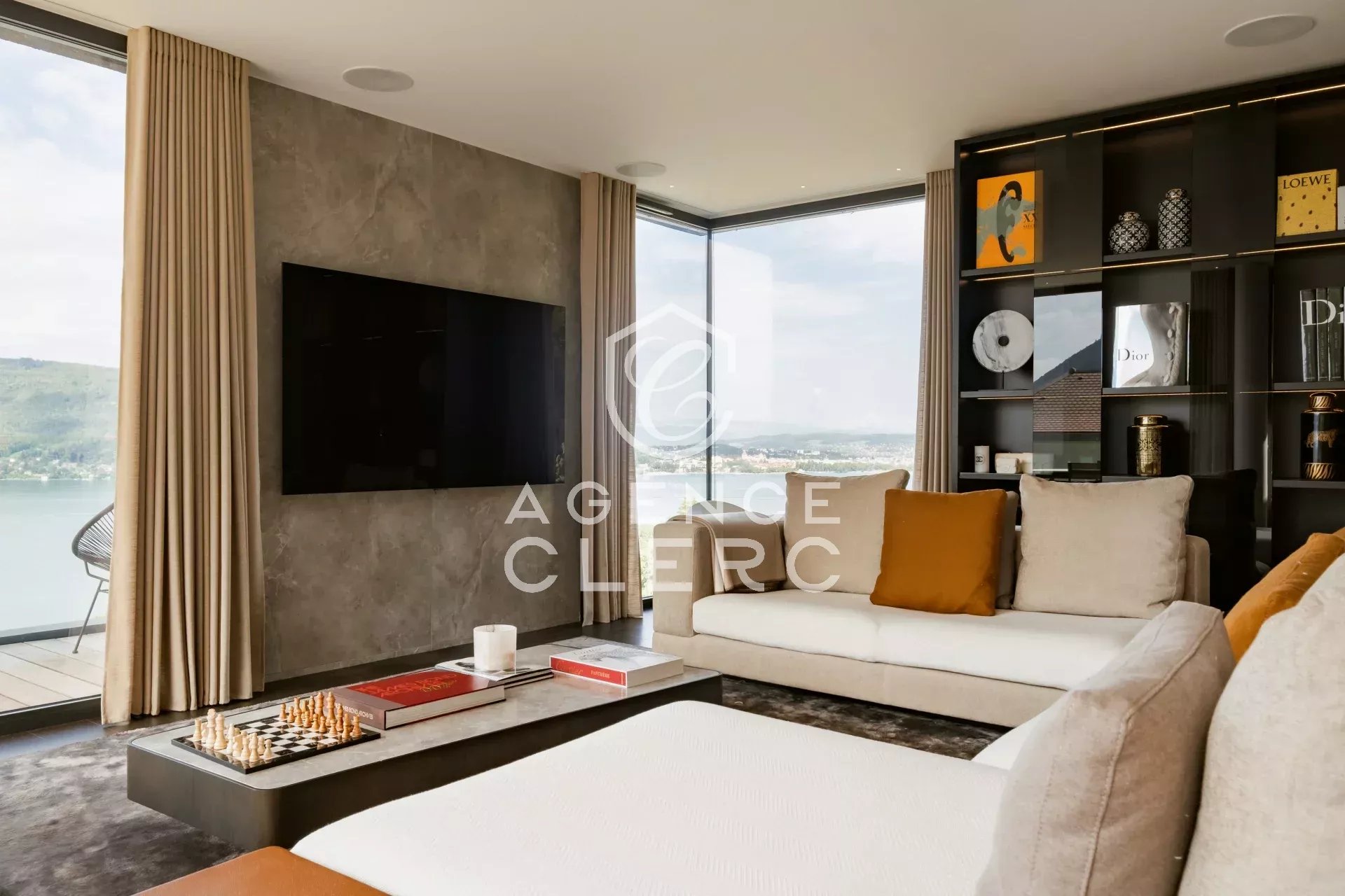 4 Bedroom Villa/Townhouse's Image 28