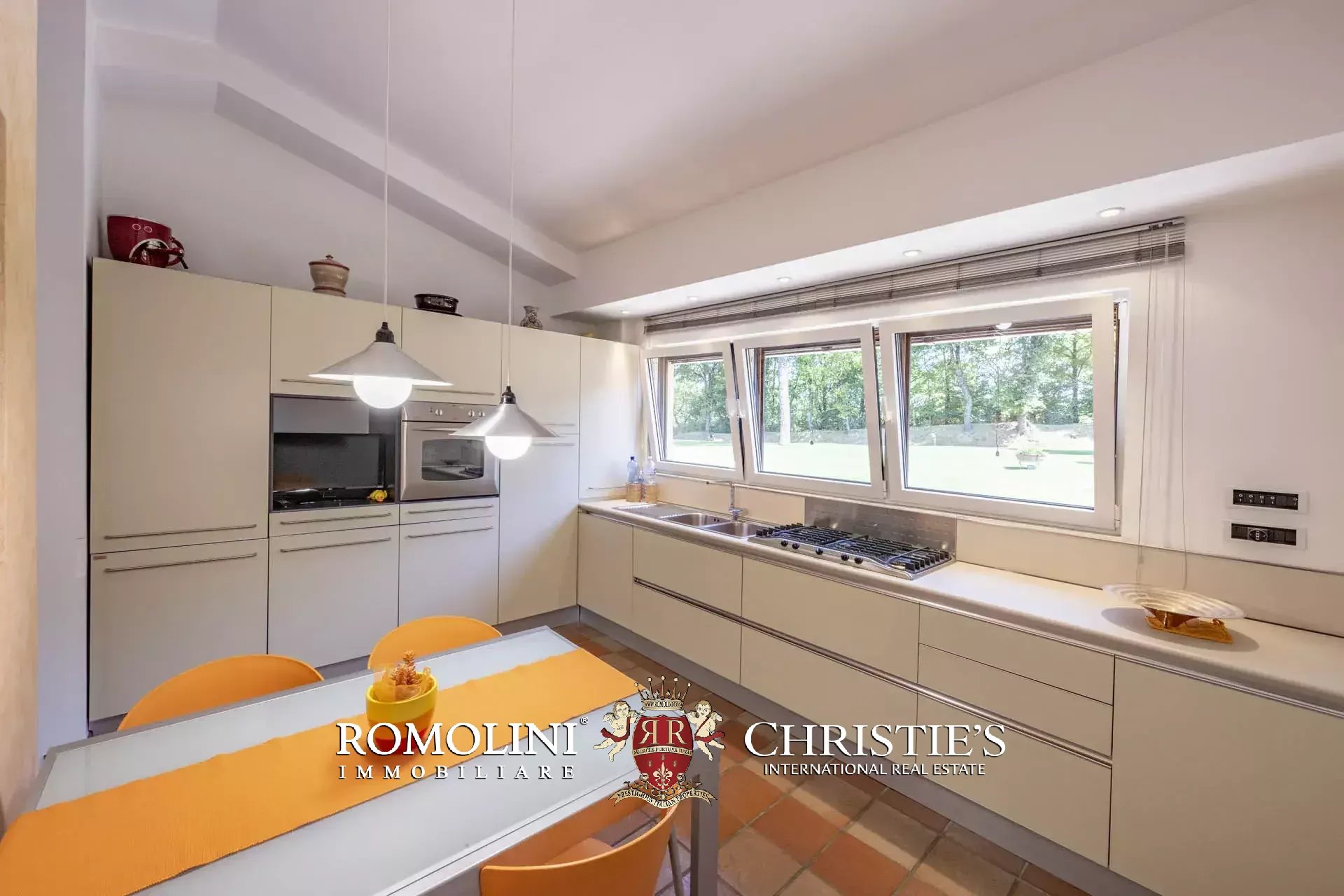3 Bedroom Villa/Townhouse's Image 59