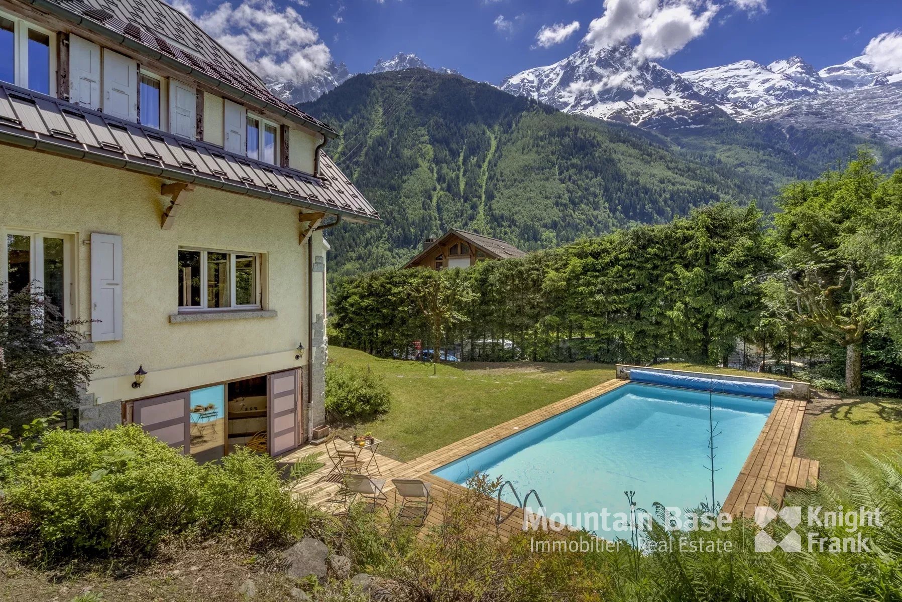 Photo of 1920s period-style, 6-bedroom house with pool in central Chamonix