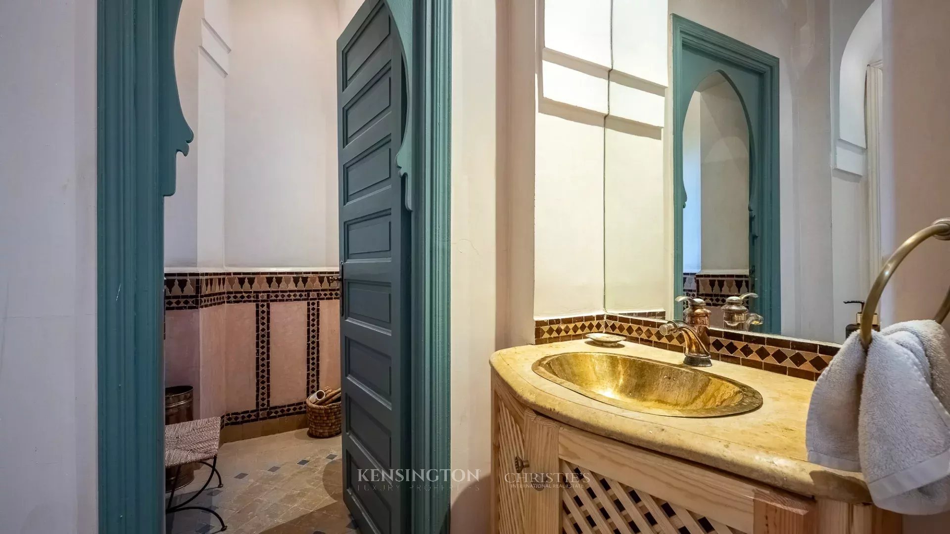4 Bedroom Villa/Townhouse's Image 41