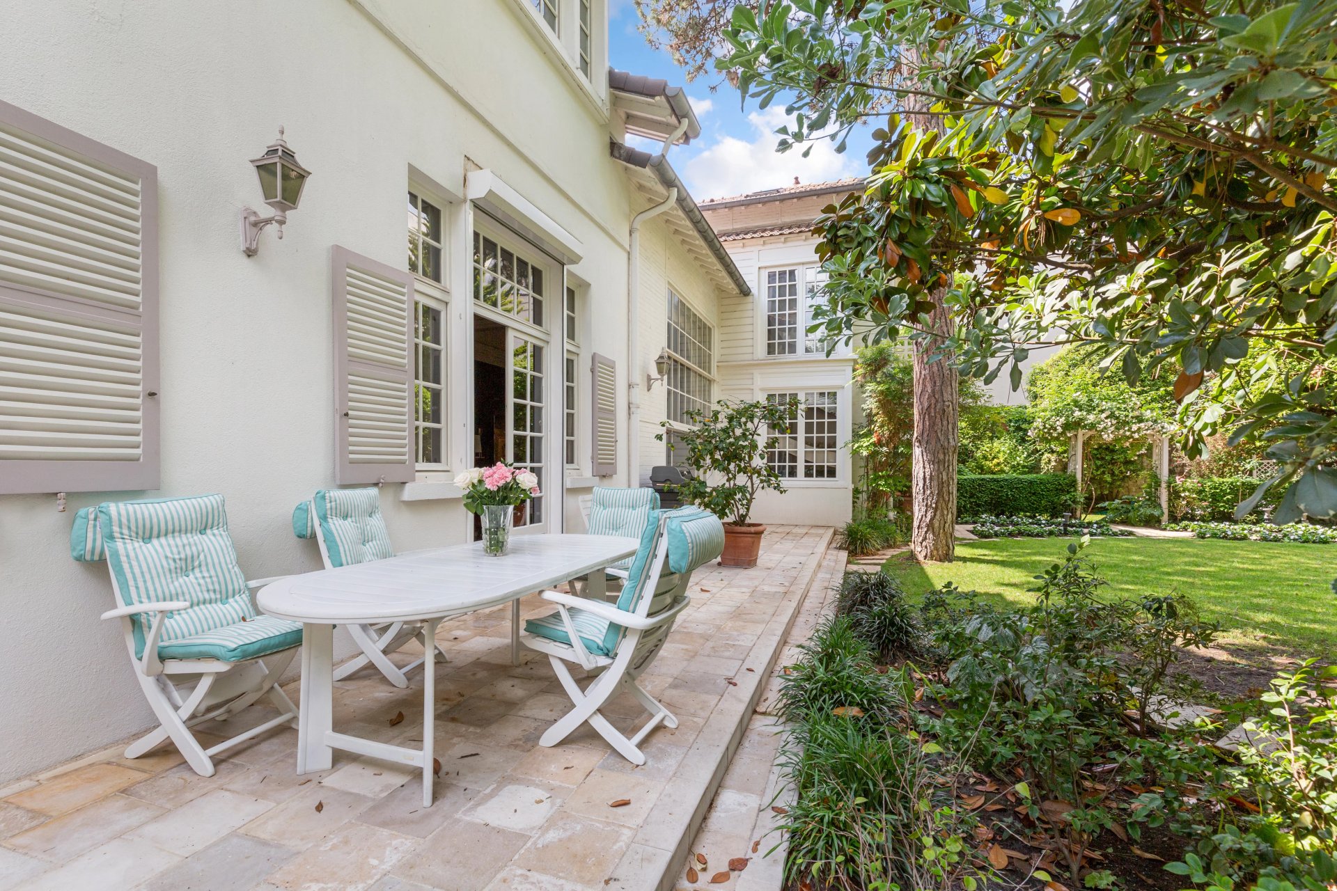 7 Bedroom Villa/Townhouse's Image 12