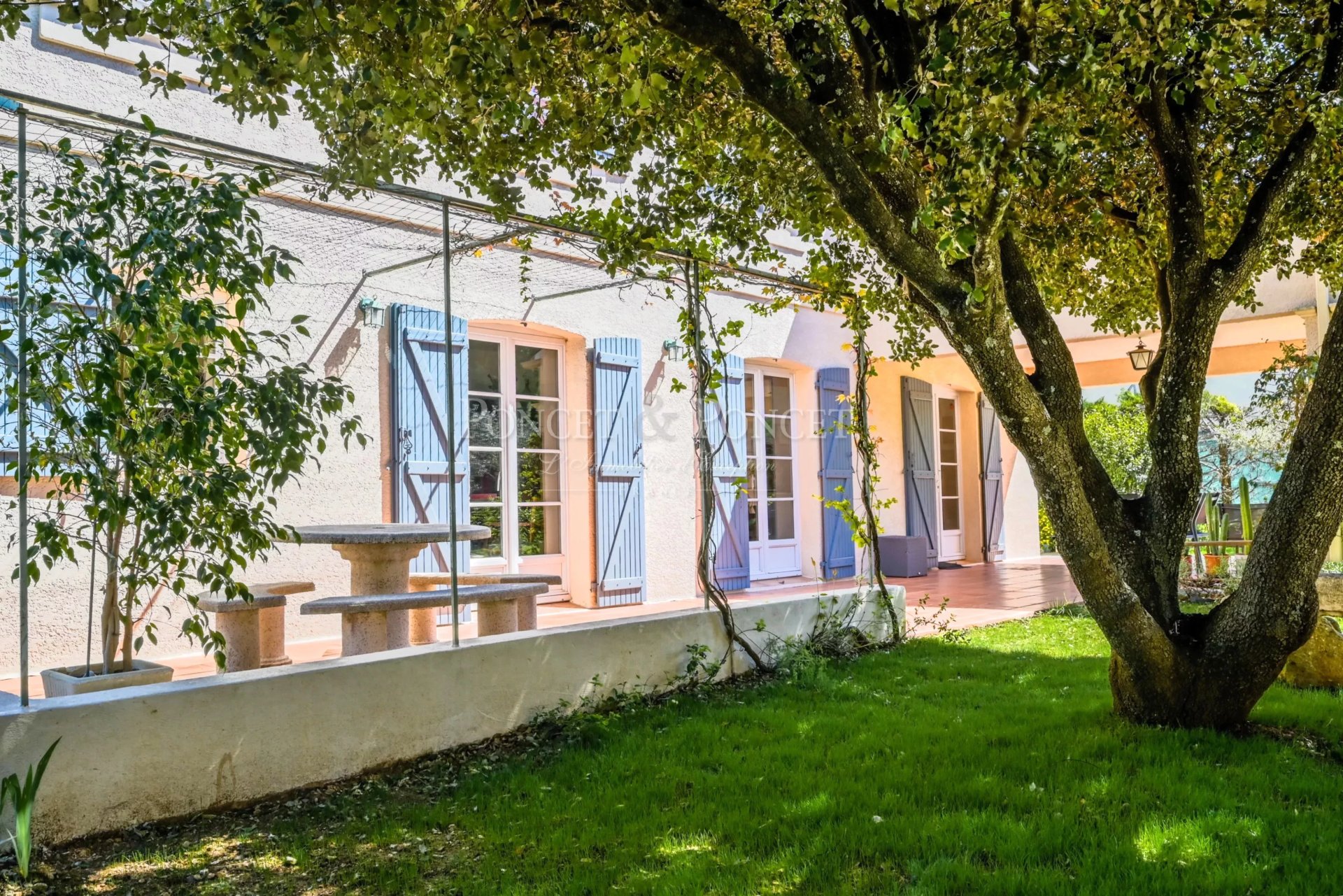 3 Bedroom Villa/Townhouse's Image 3