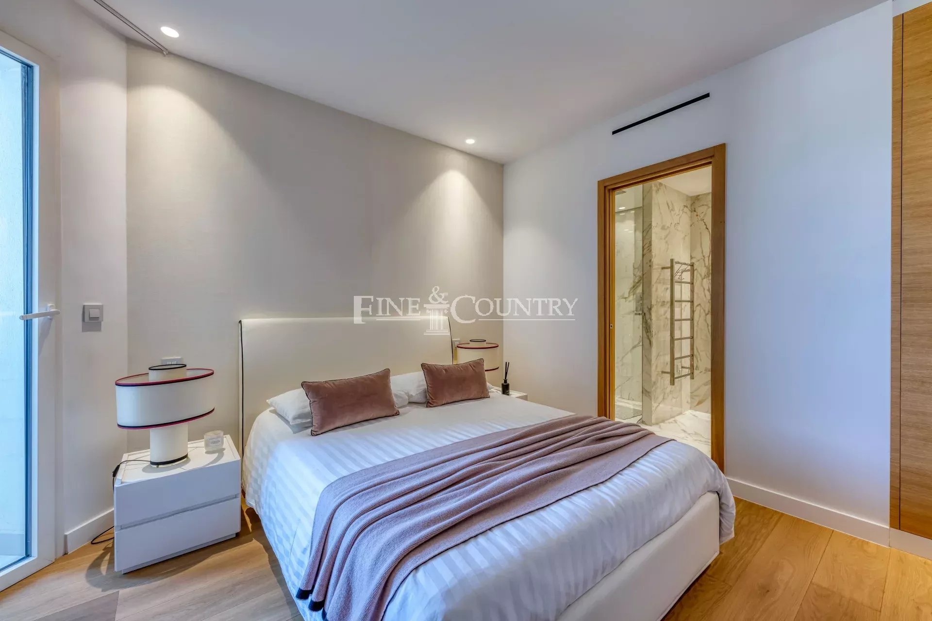 Photo of Apartment for sale on the Croisette, Cannes