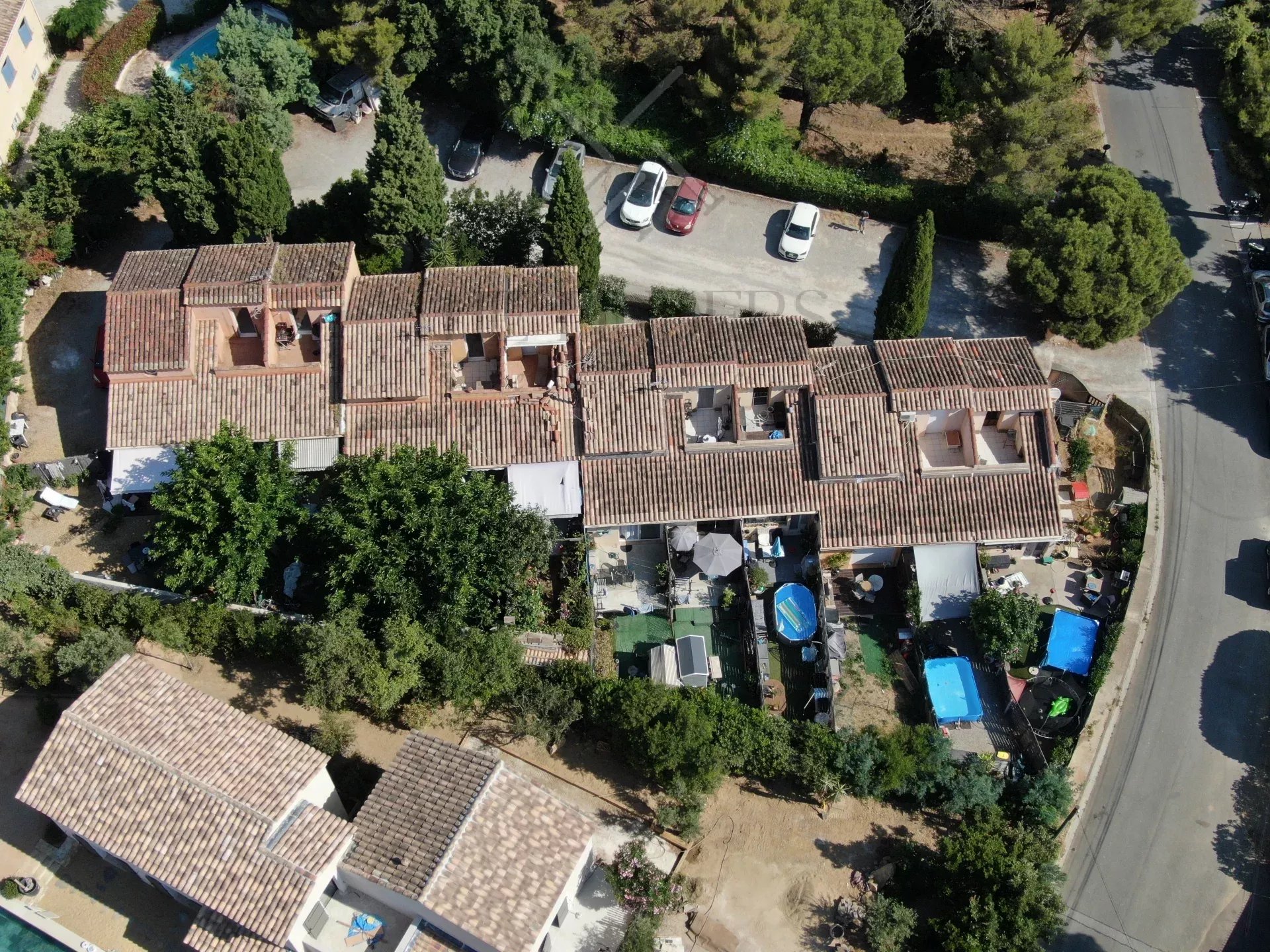 12-unit apartment complex