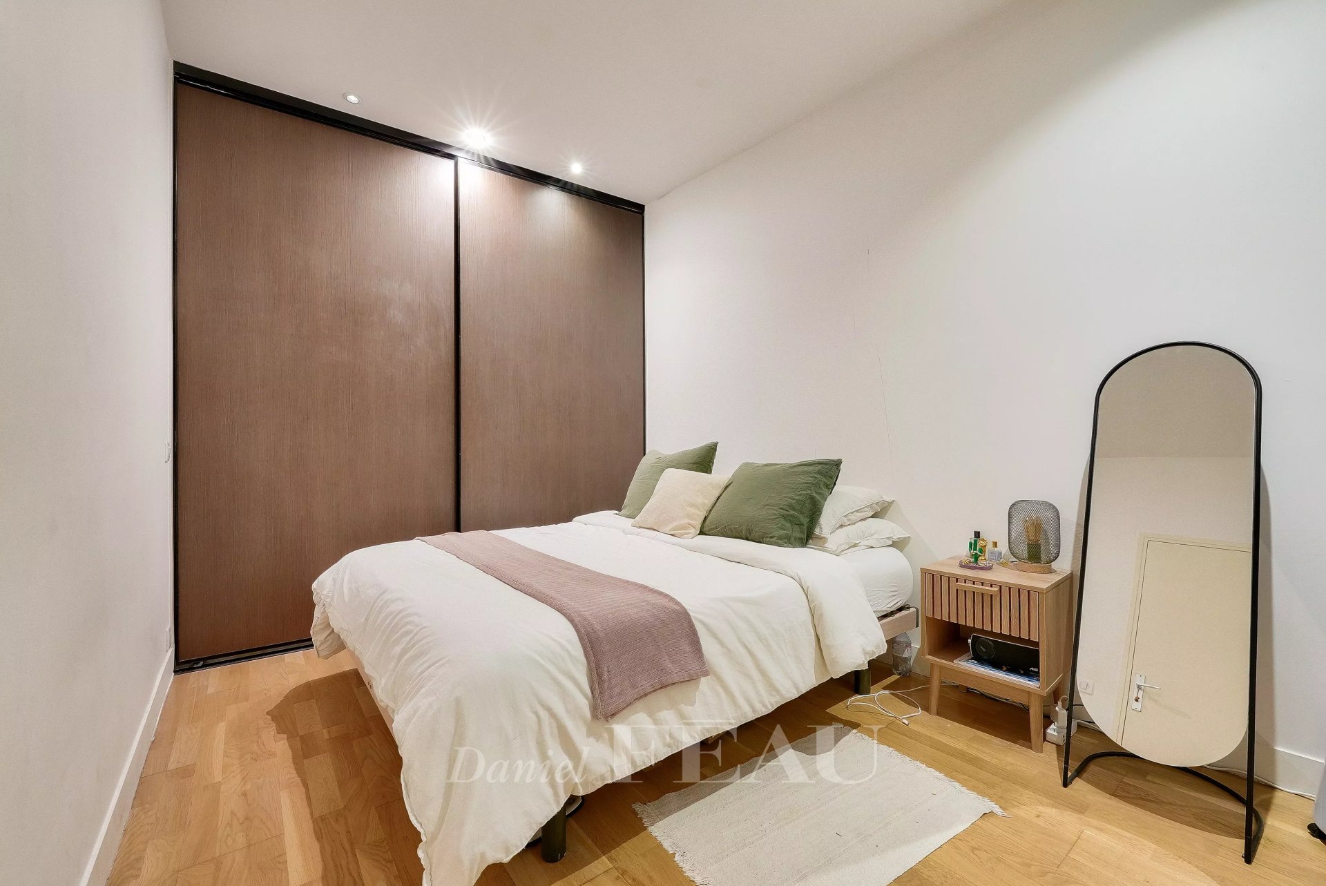 1 Bedroom Apartment/Flat's Image 8