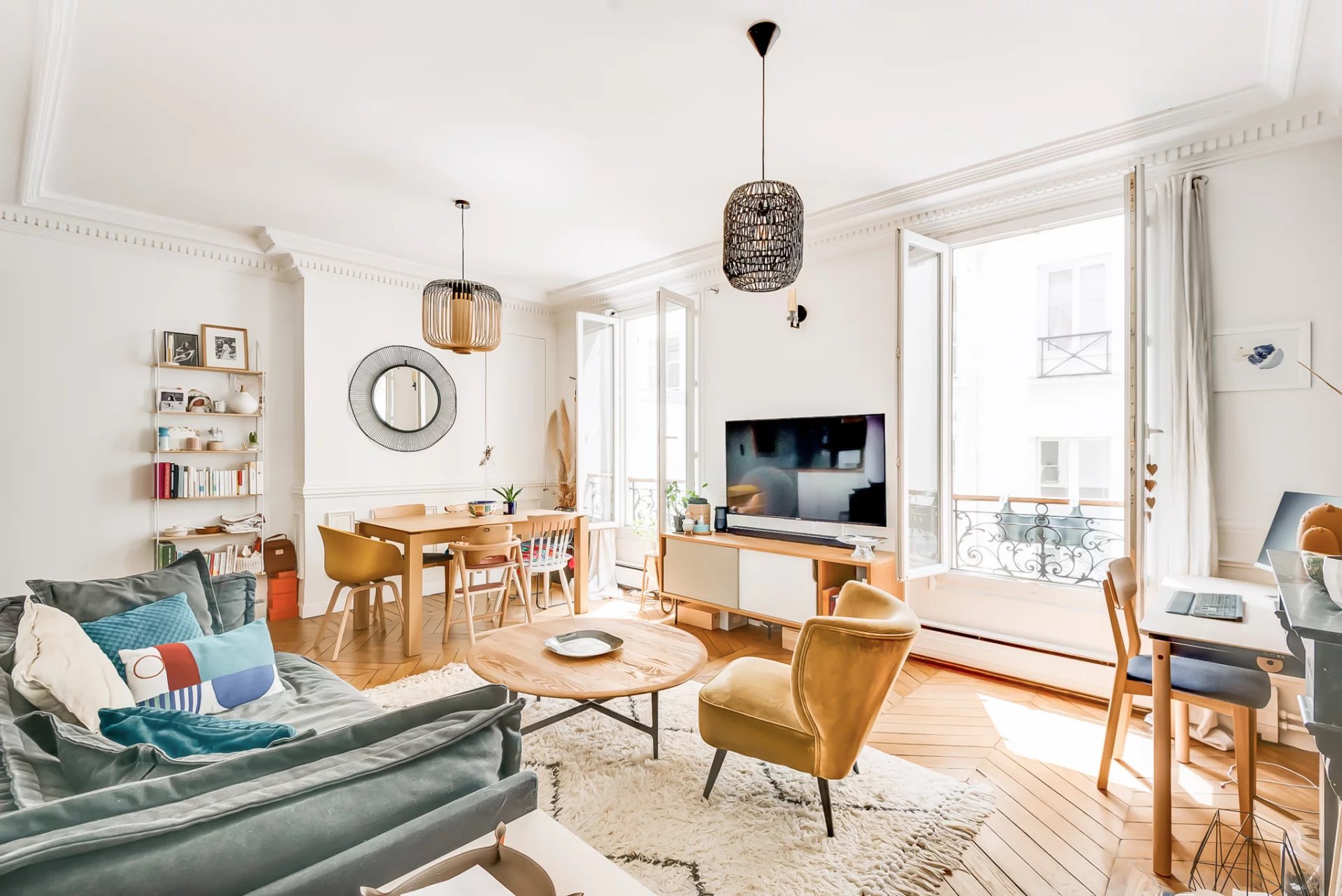 Bel appartement ensoleillé sur cour !