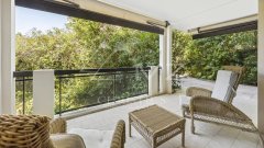 Quartier Montrose, 3-room apartment with garden of 148m2 — photo 1 of 7