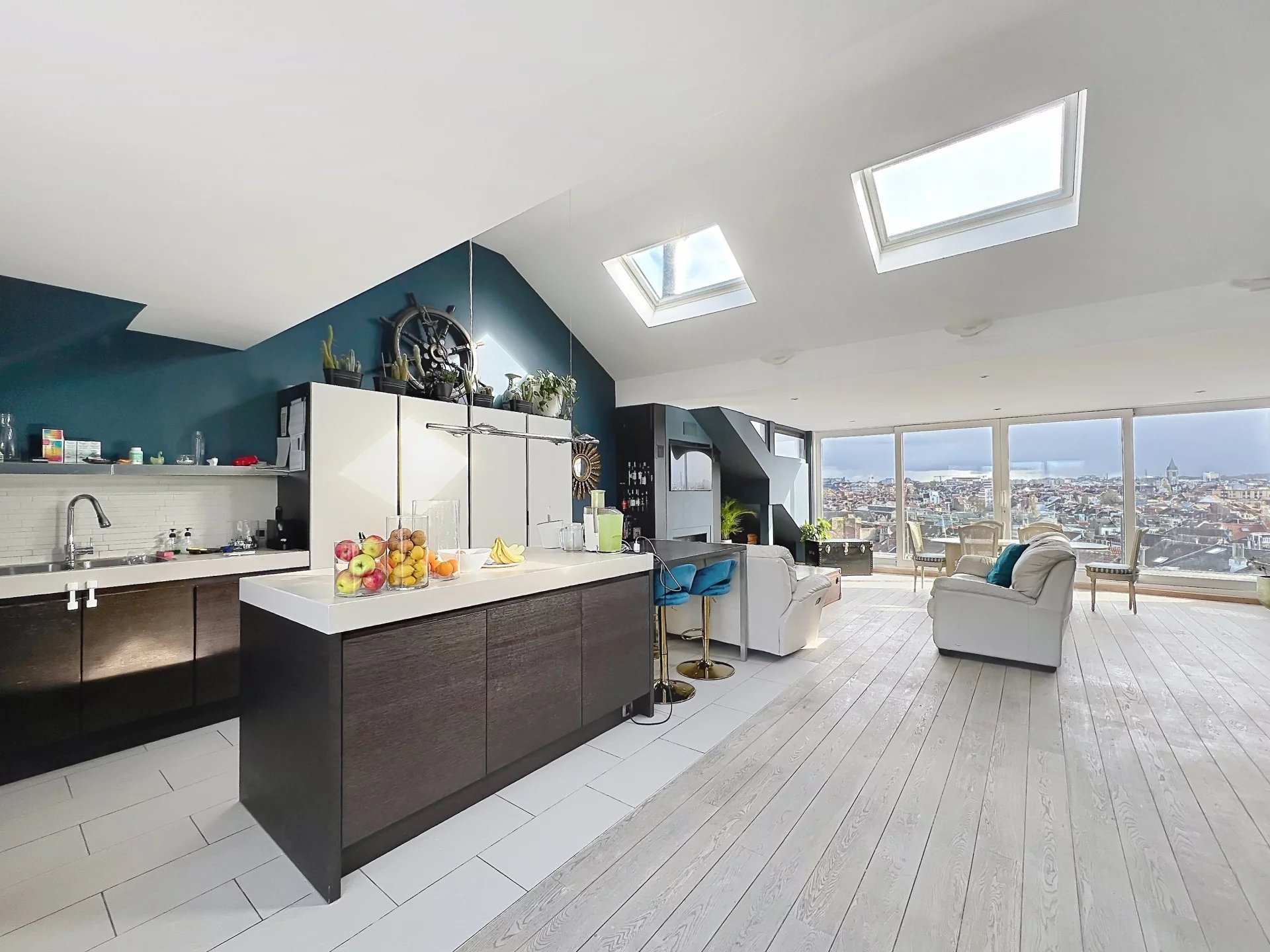 Superbe duplex rénové avec terrasses et vue panoramique