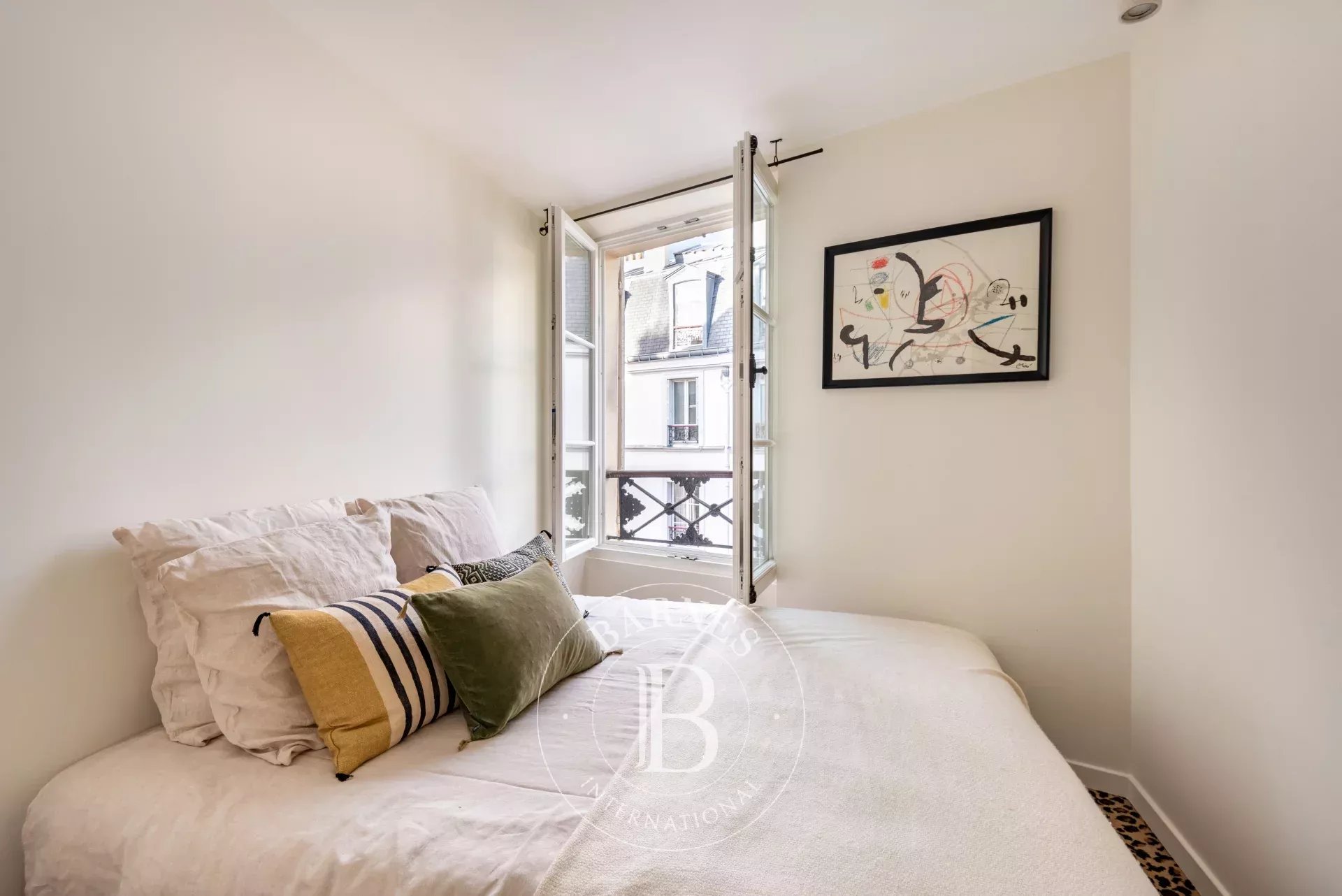 Paris  - Apartment 2 Bedrooms - picture 14