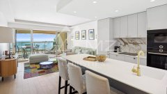 For Sale: Co Exclusivity Renovated Apartment with Panoramic Sea View in Residential Le Cannet — photo 5 of 7
