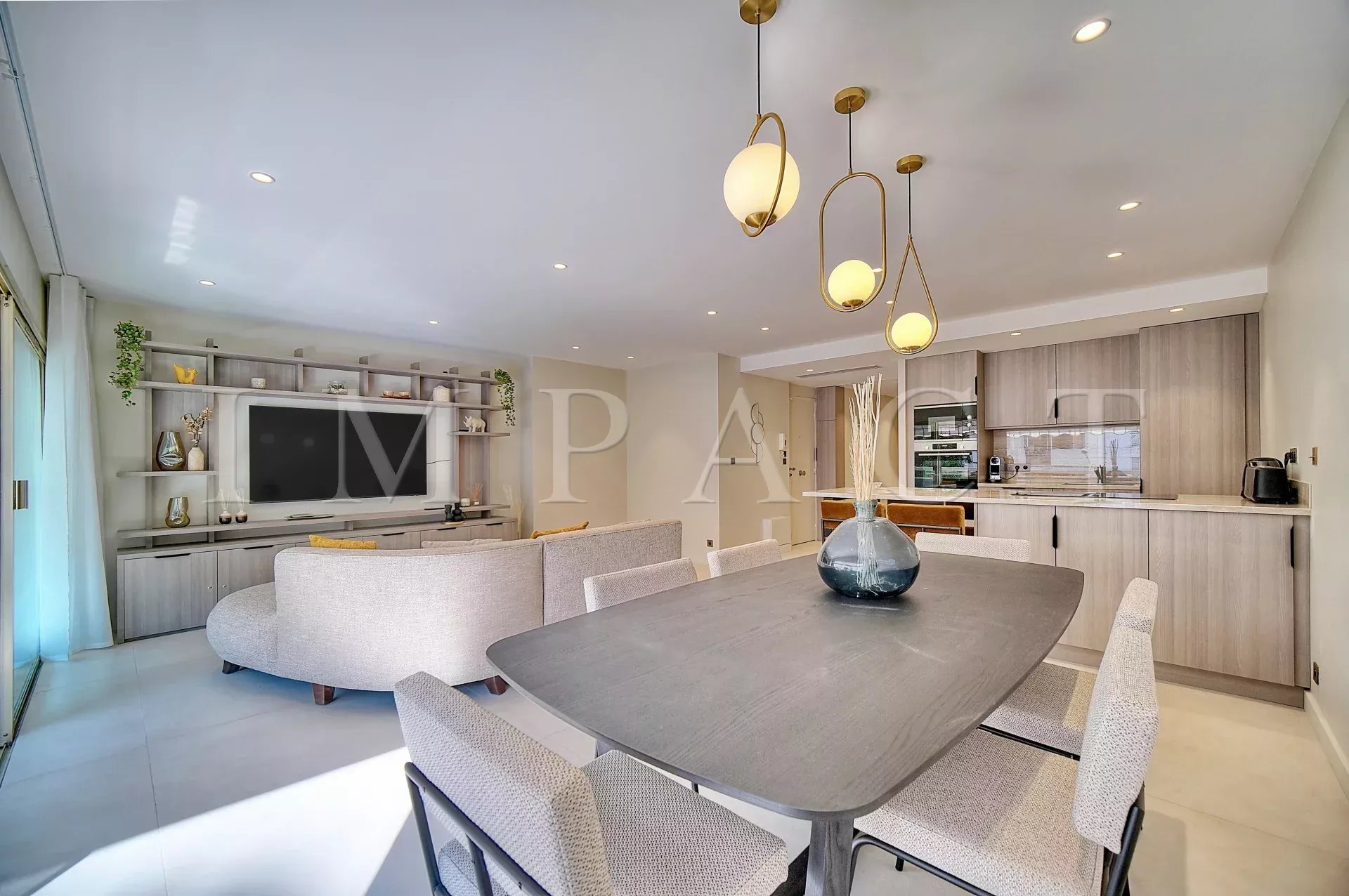 Bel appartement à louer Cannes 