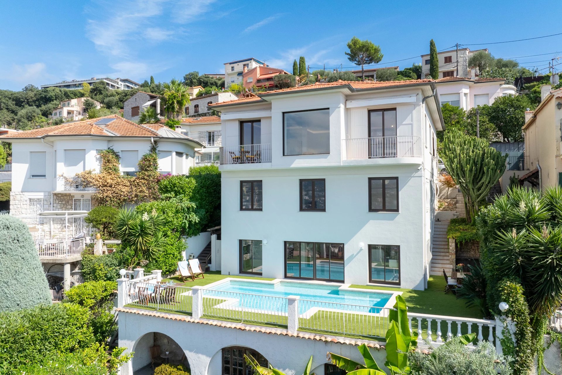 Belle villa avec vue panoramique