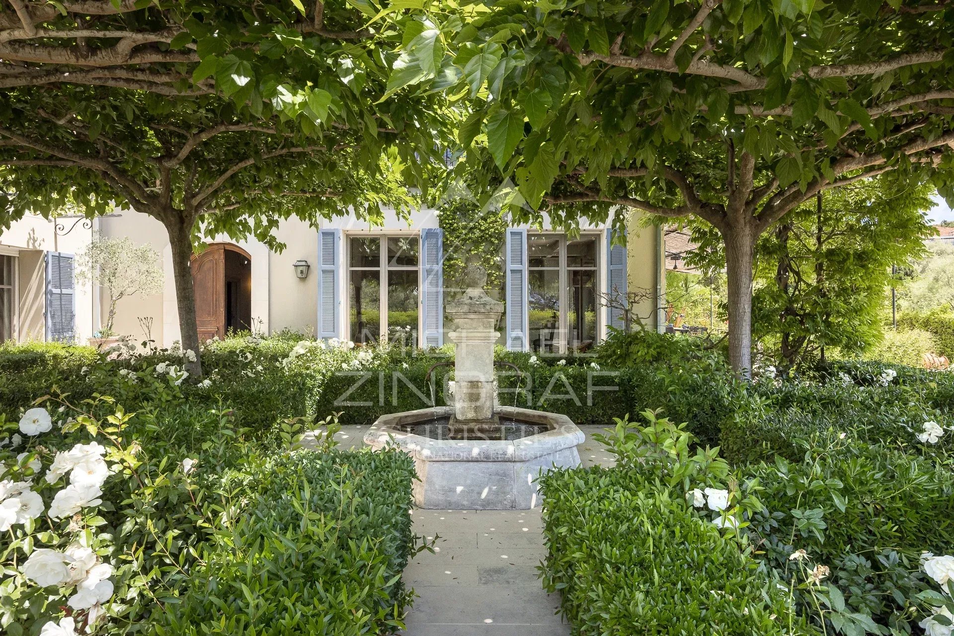 7 Bedroom Villa/Townhouse's Image 9