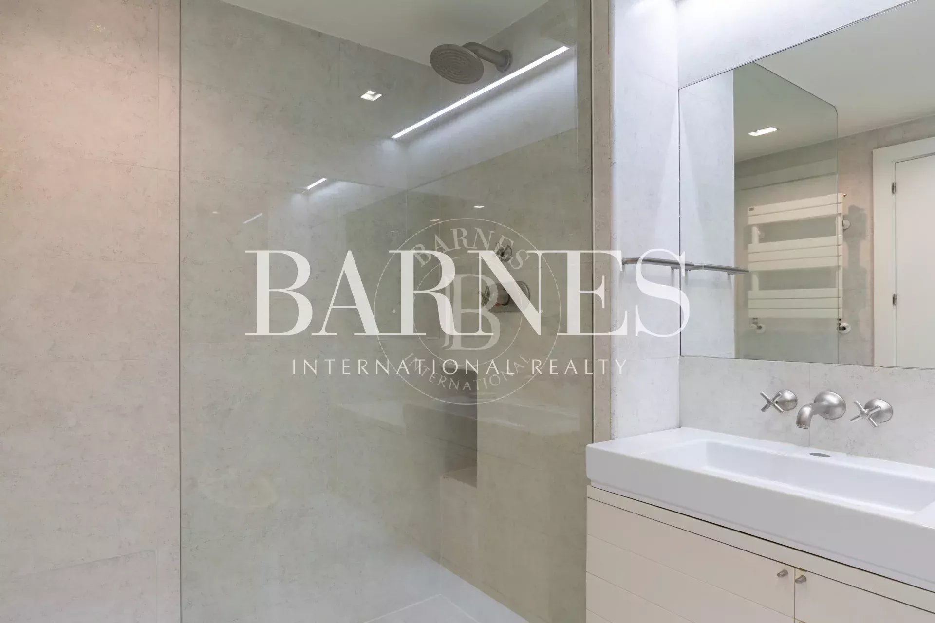 Daire Madrid - picture 23