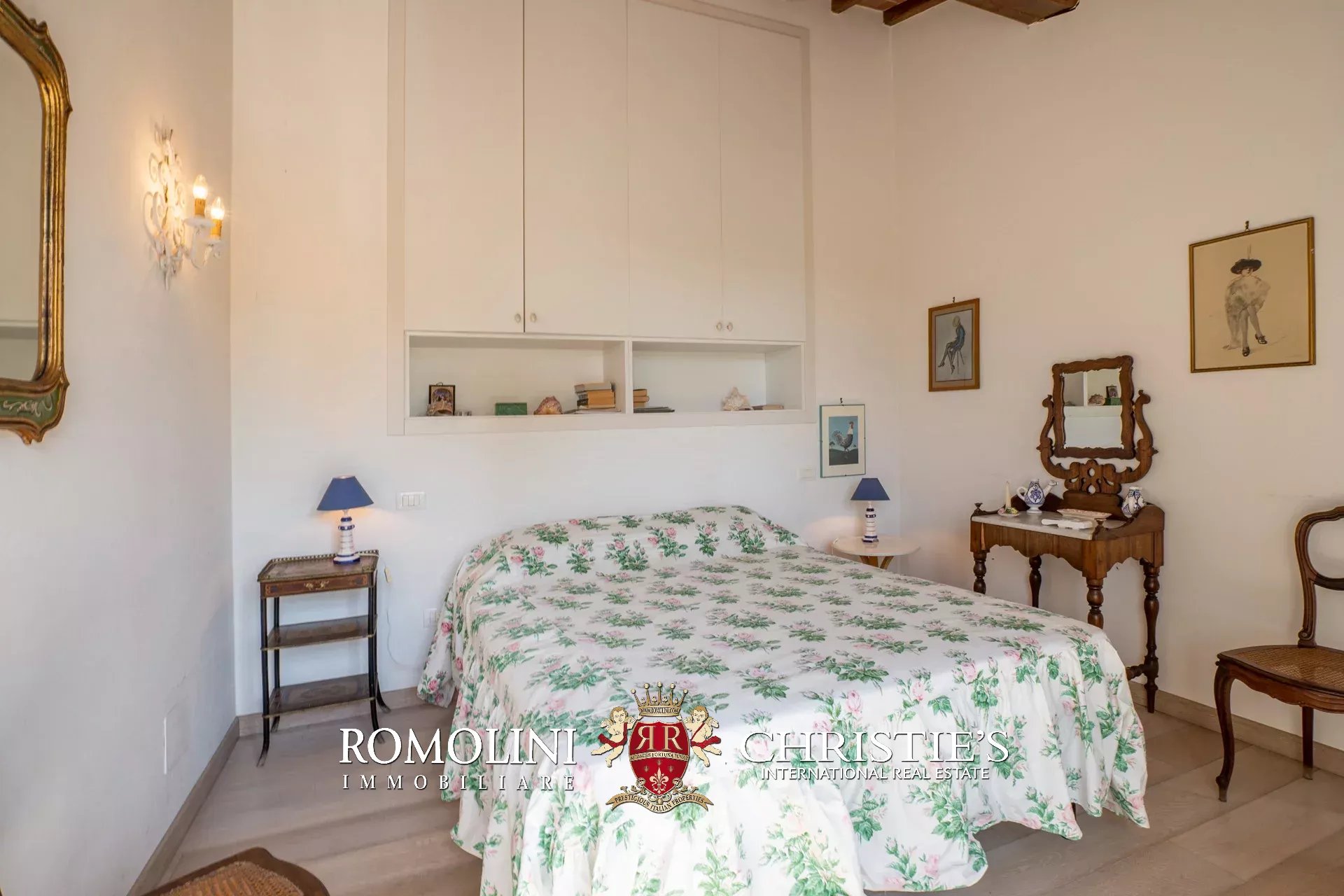 2 Bedroom Villa/Townhouse's Image 21