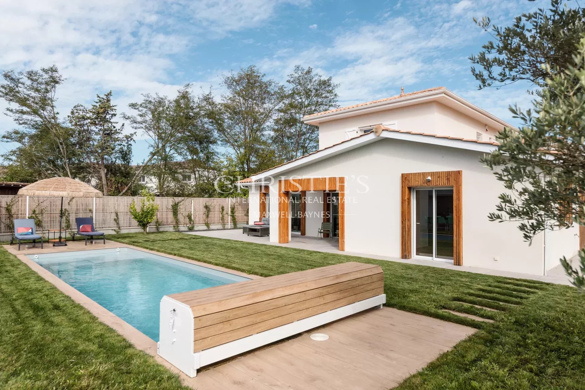5 Bedroom Villa/Townhouse's Image 27