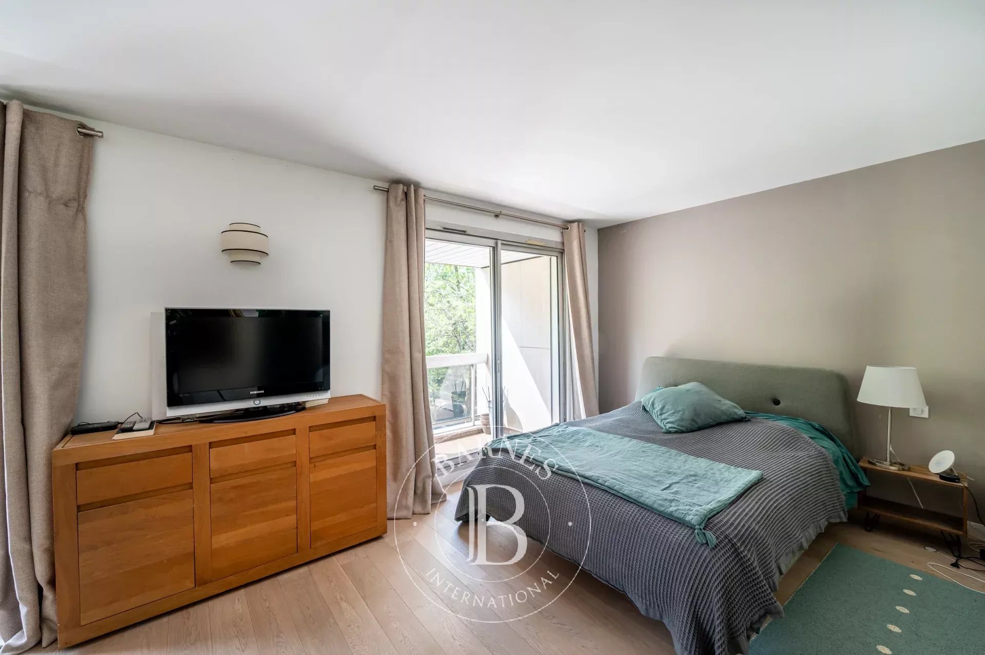 Neuilly-sur-Seine  - Apartment 5 Bedrooms - picture 11