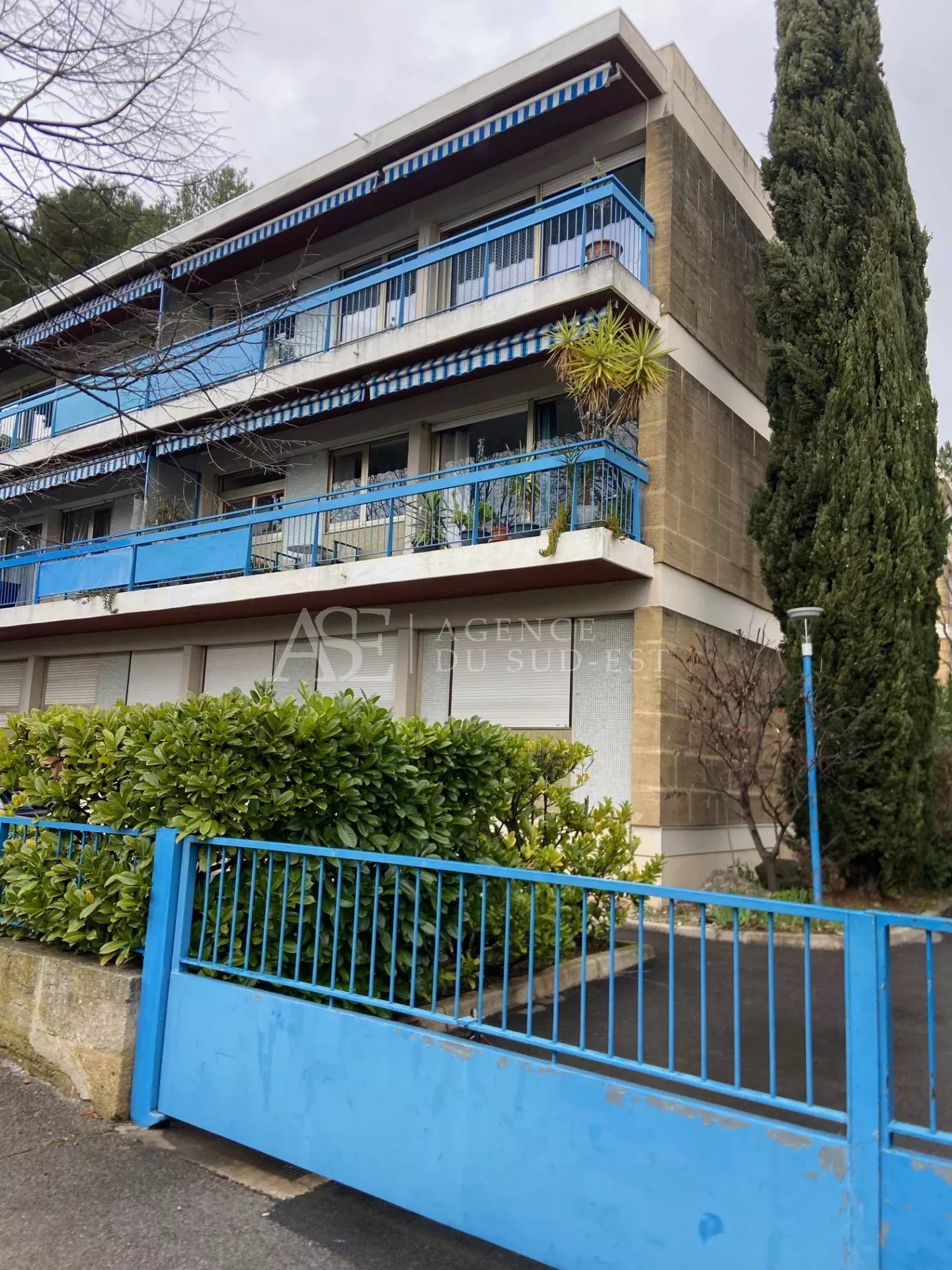 Agence immobilière de 