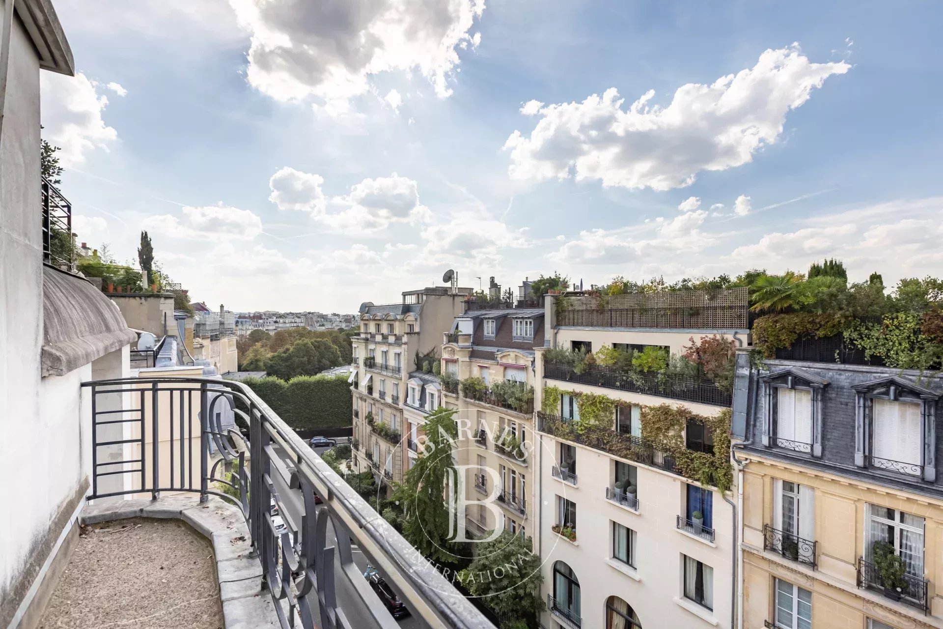 Квартира Paris 16ème