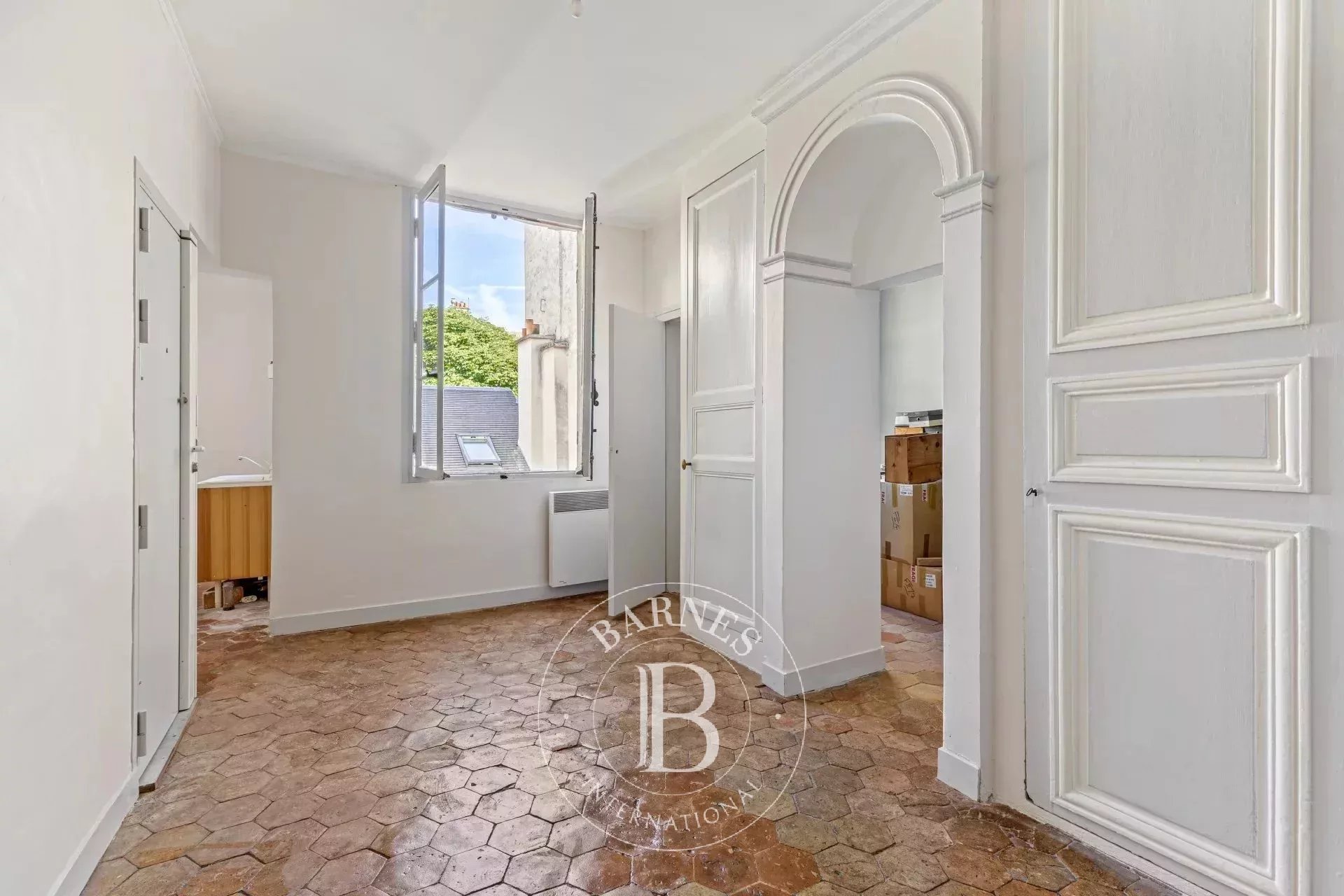 Daire Paris 4ème - picture 6