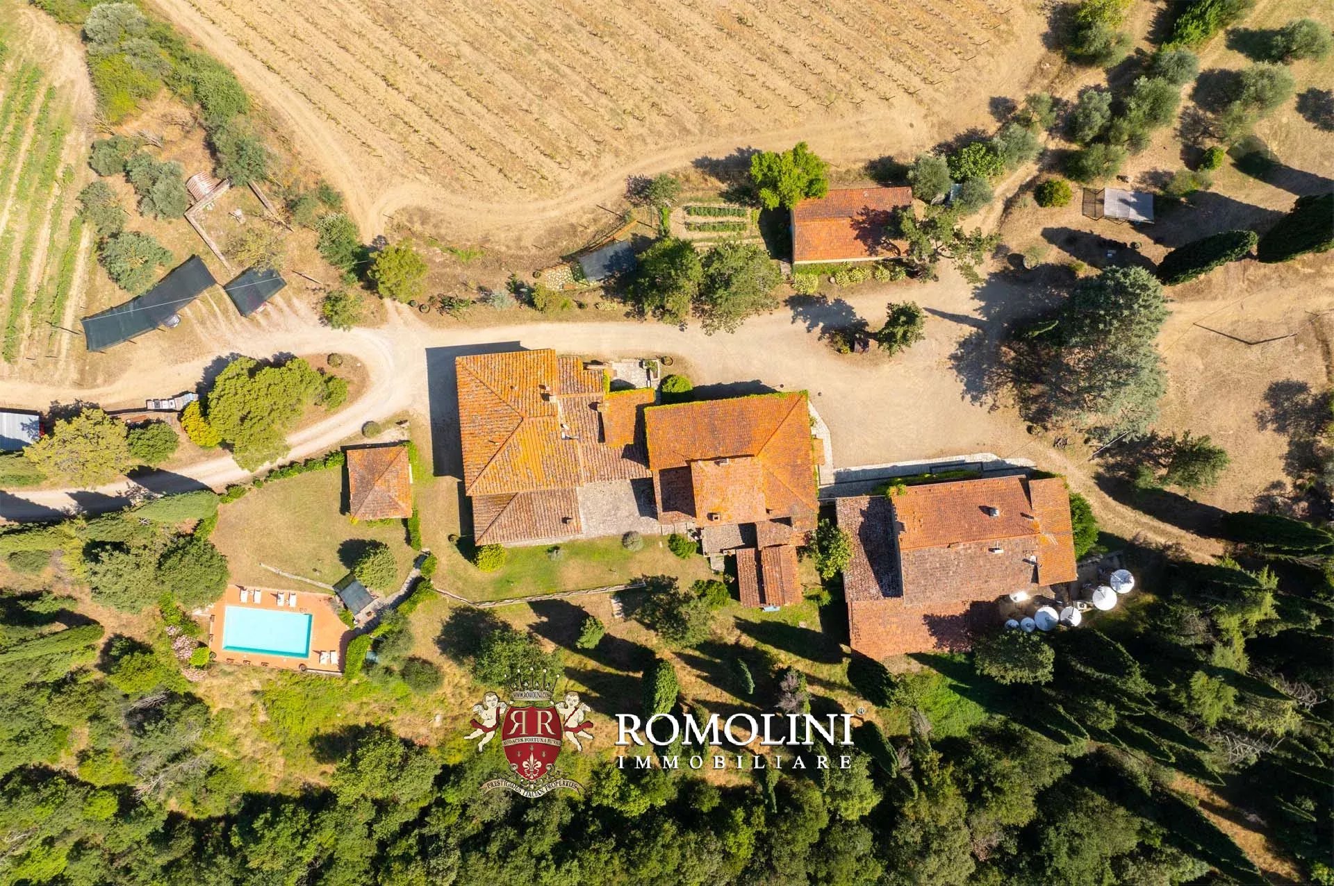 19 Bedroom Vineyard's Image 17