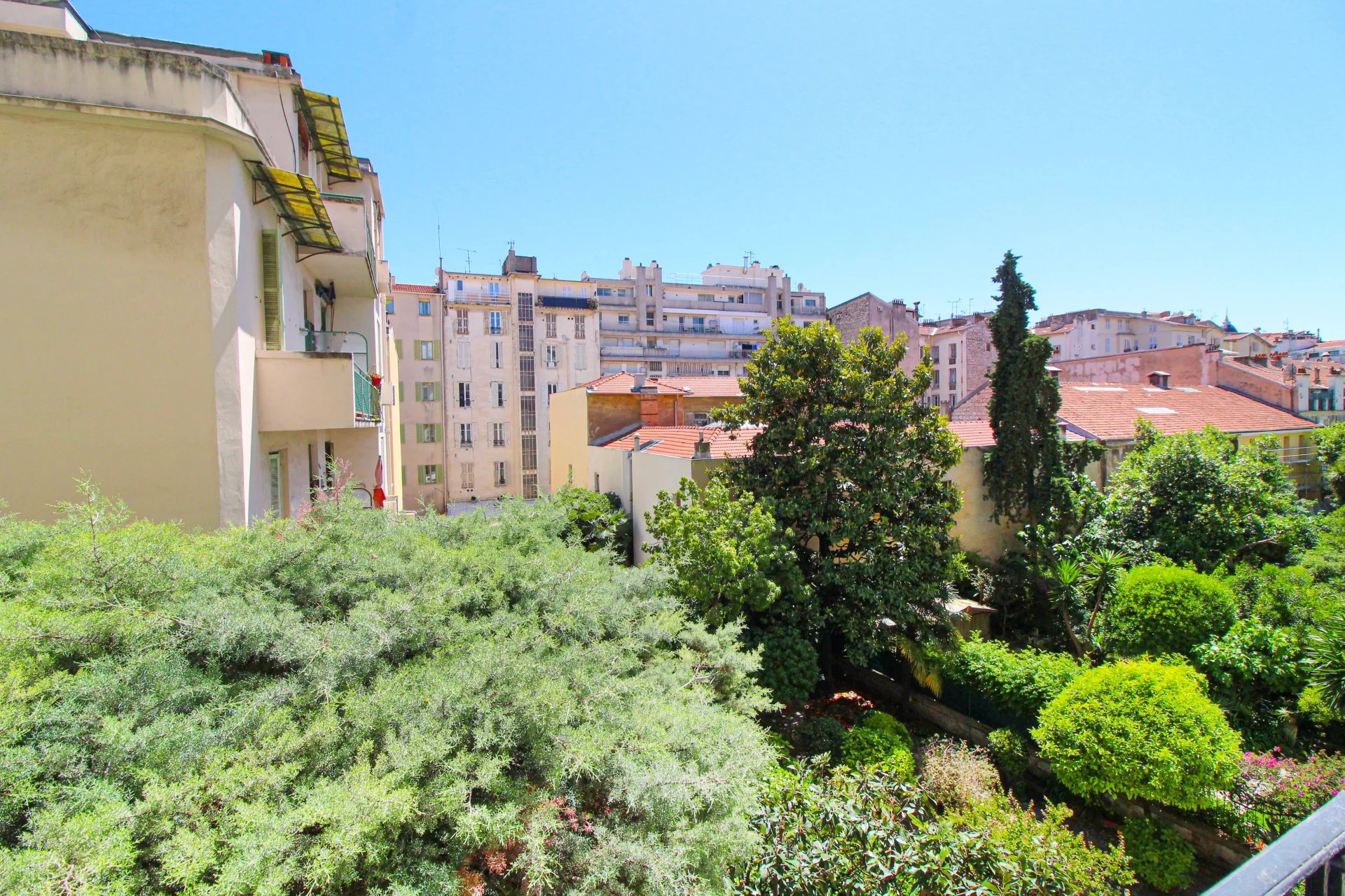 CARRE D'OR - Marechal Joffre - Magnifique Immeuble - 3/4P 108 m² - Vues dégagée - A rénover - 649.000 €