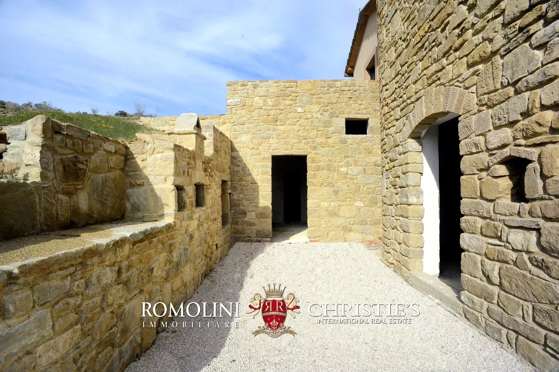 5 Bedroom Villa/Townhouse's Image 19