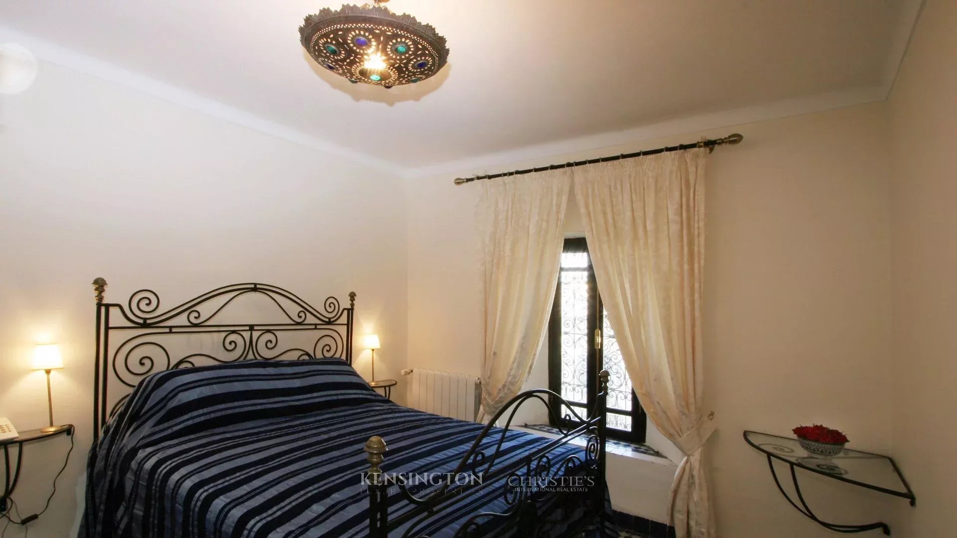 5 Bedroom Villa/Townhouse's Image 18