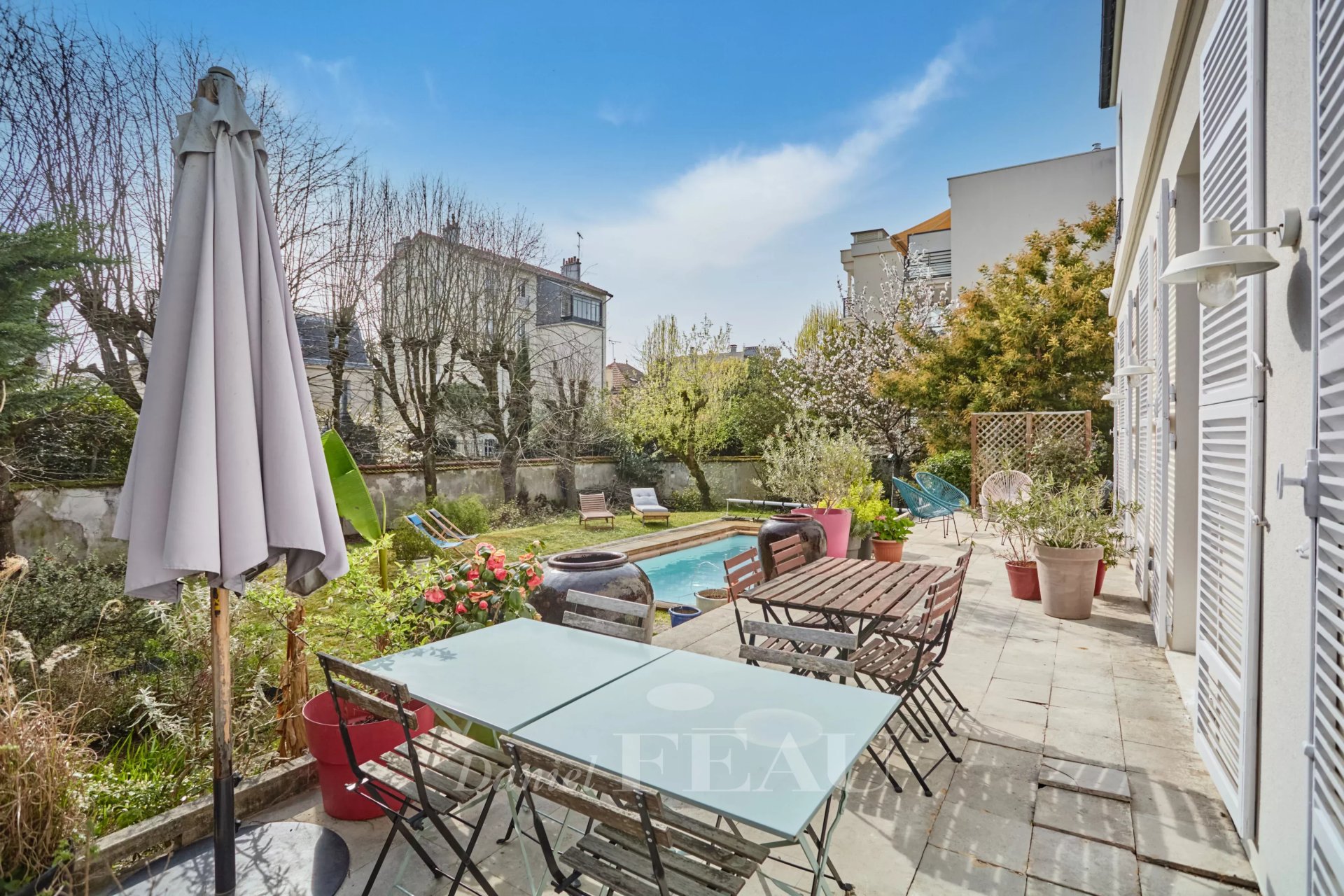 6 Bedroom Villa/Townhouse's Image 4