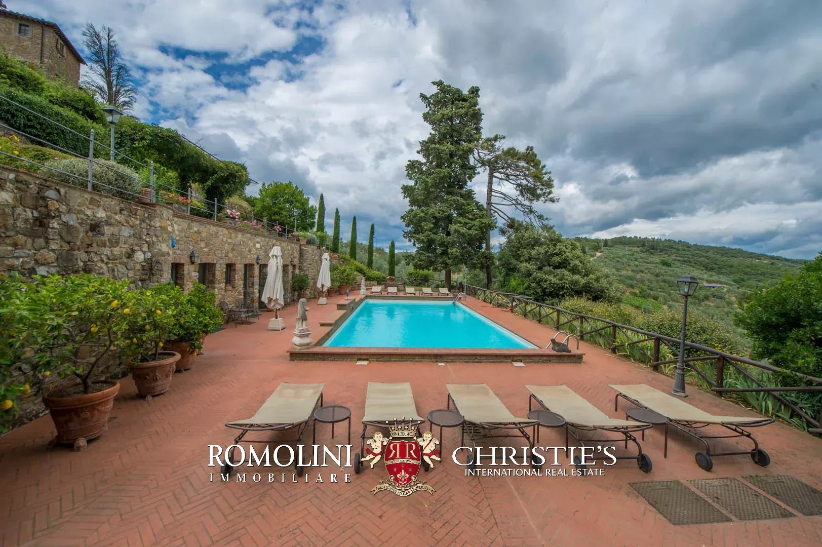 12 Bedroom Chateau's Image 28