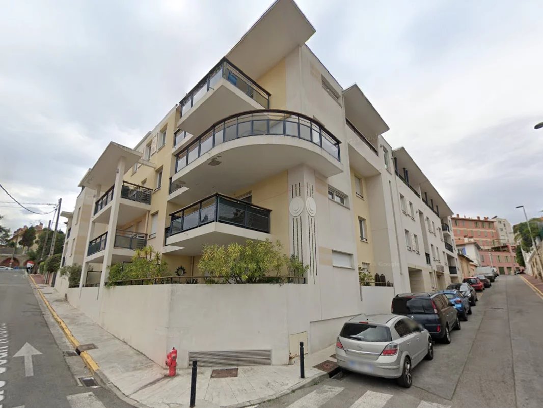 Rental Parking Cannes Petit Juas