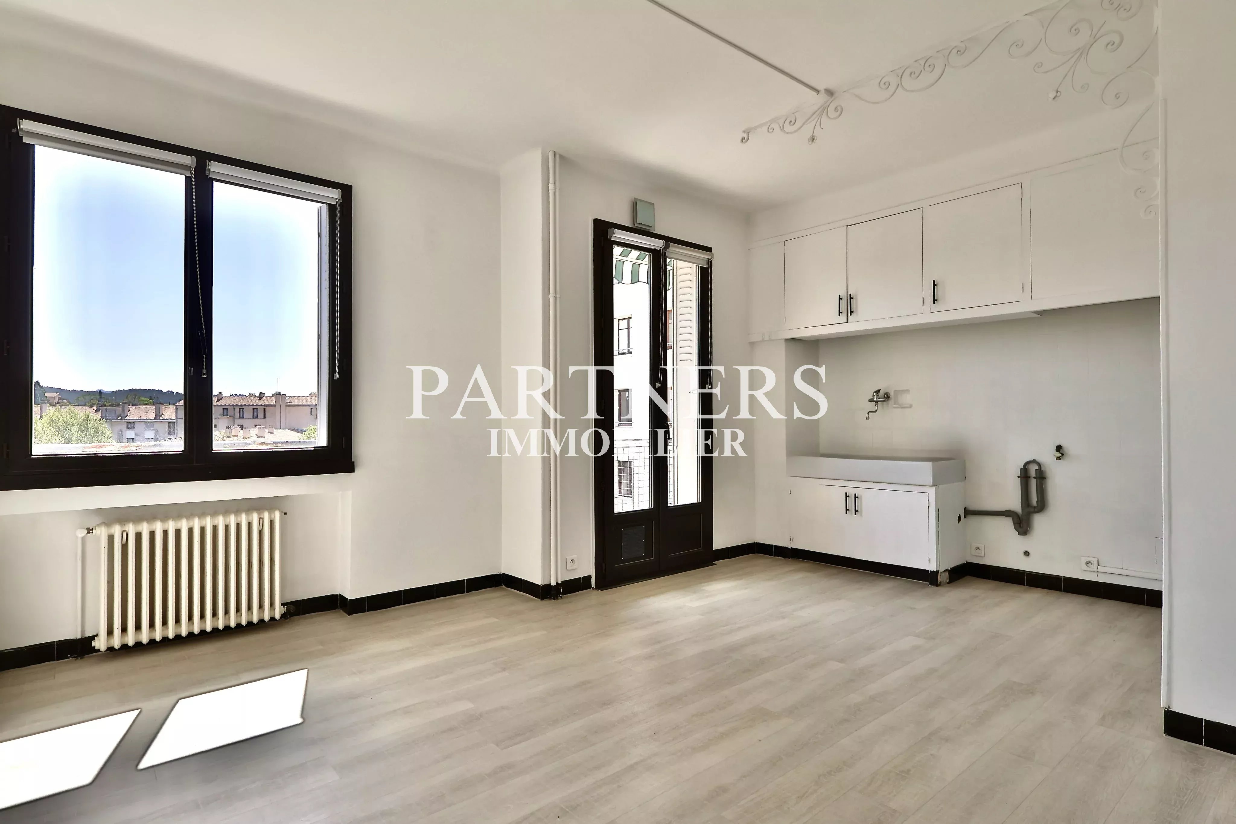 Sale Apartment Aix-en-Provence