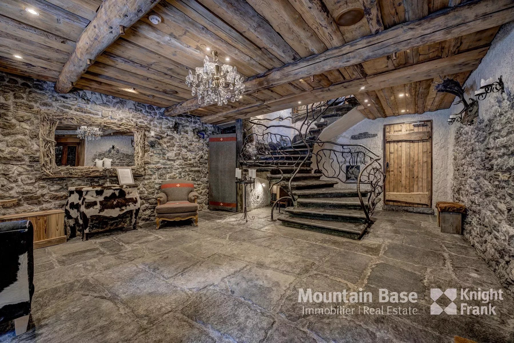 Photo of 12 bedroom farmhouse in Montriond