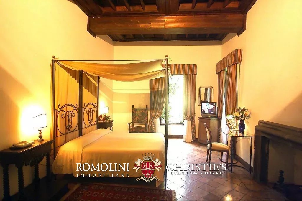 12 Bedroom Villa/Townhouse's Image 14