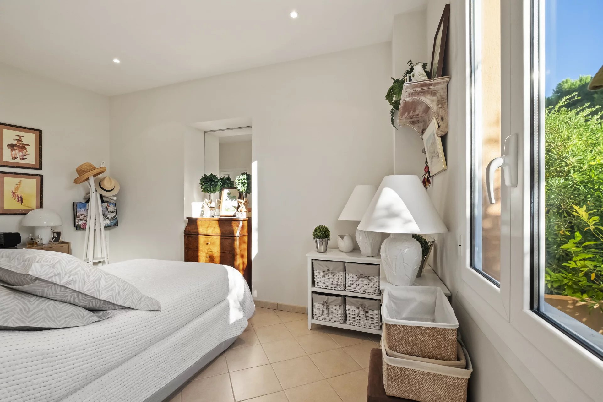 Tasteful 1-bedroom apartment in the port of Beaulieu-sur-Mer