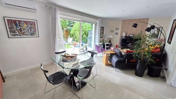 HOUSE WITH 6 ROOMS + GARAGE AND PARKING – LE CANNET — photo 3