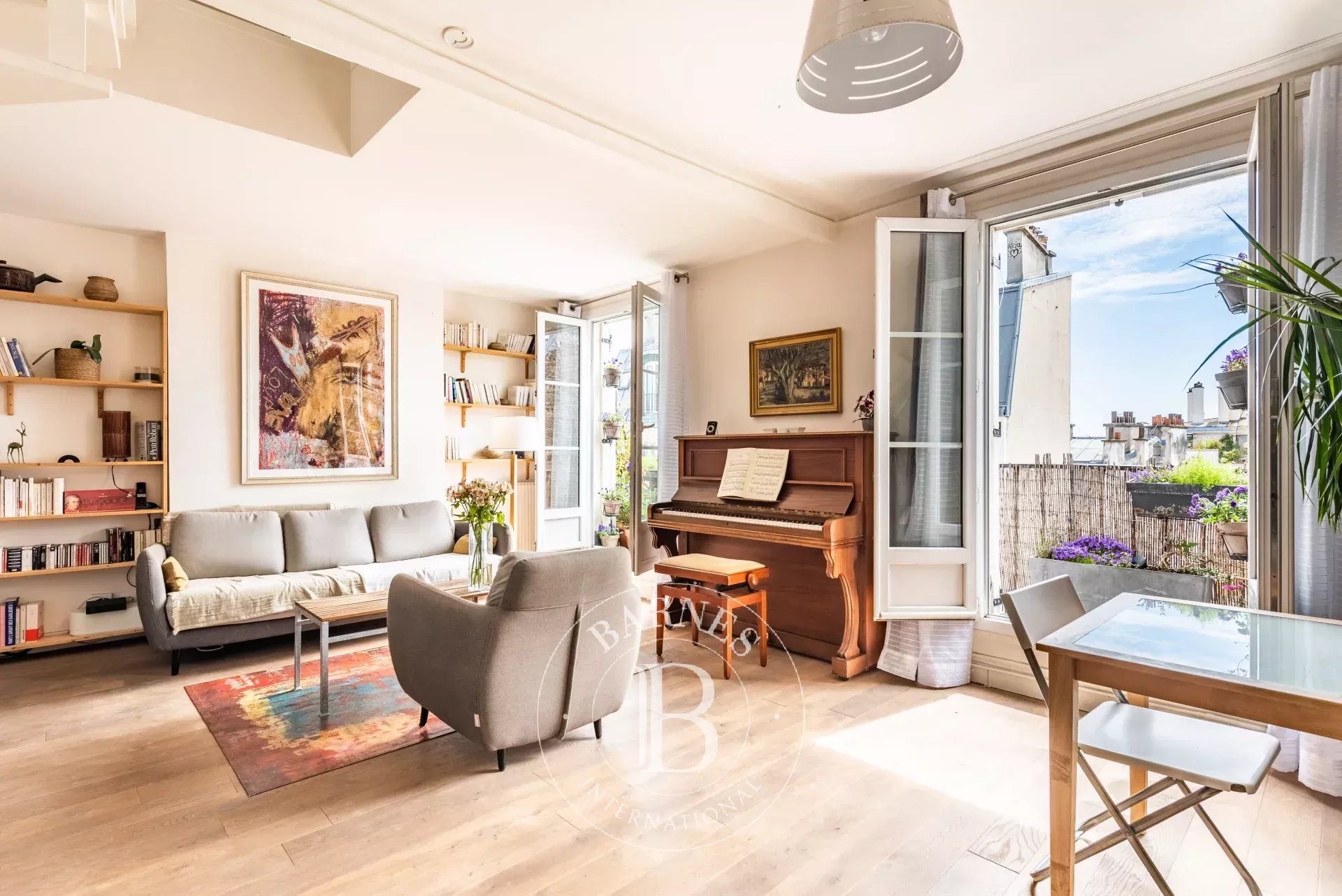 Daire Paris 18ème - picture 8