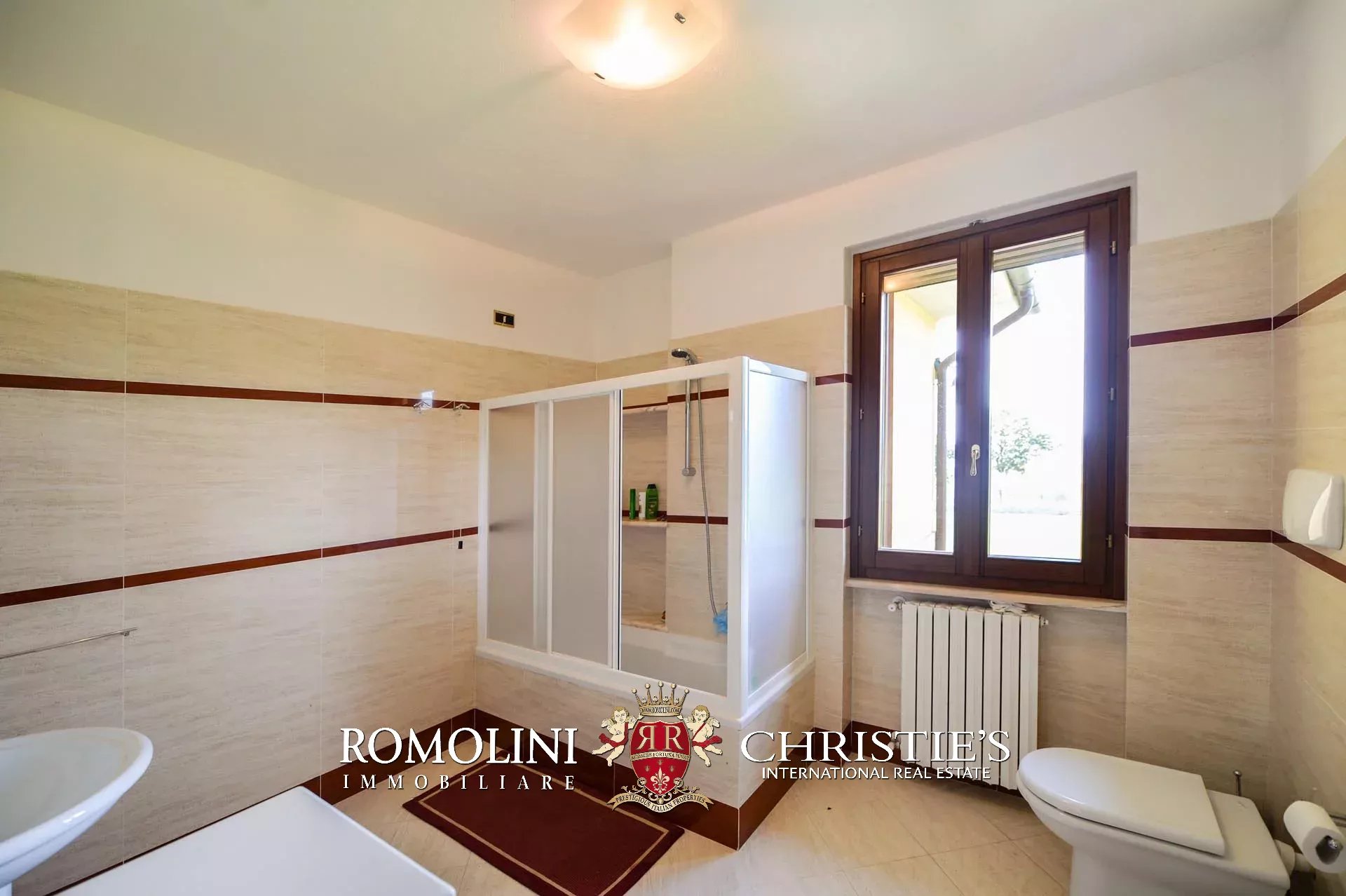 3 Bedroom Villa/Townhouse's Image 27
