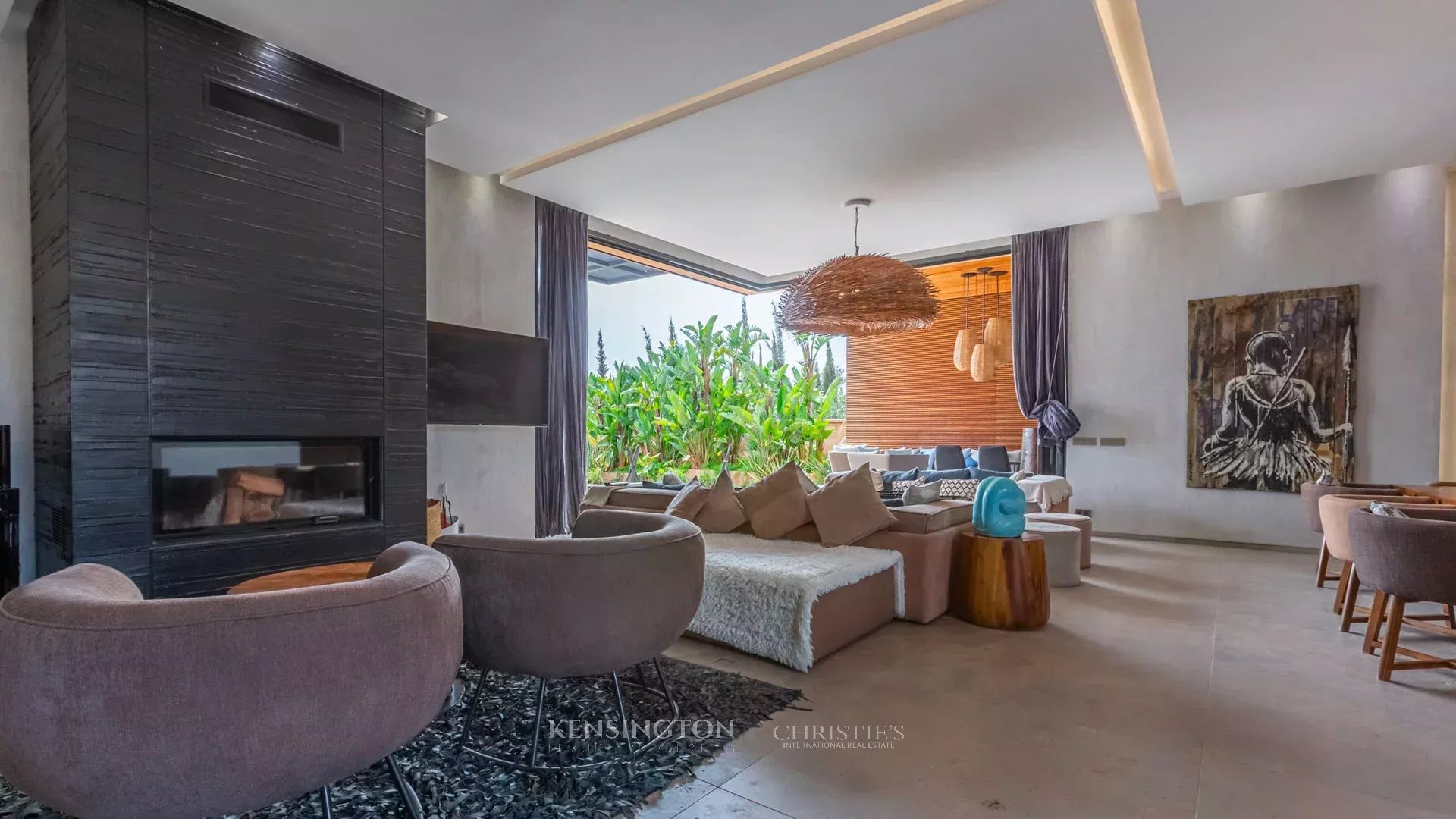 6 Bedroom Villa/Townhouse's Image 20
